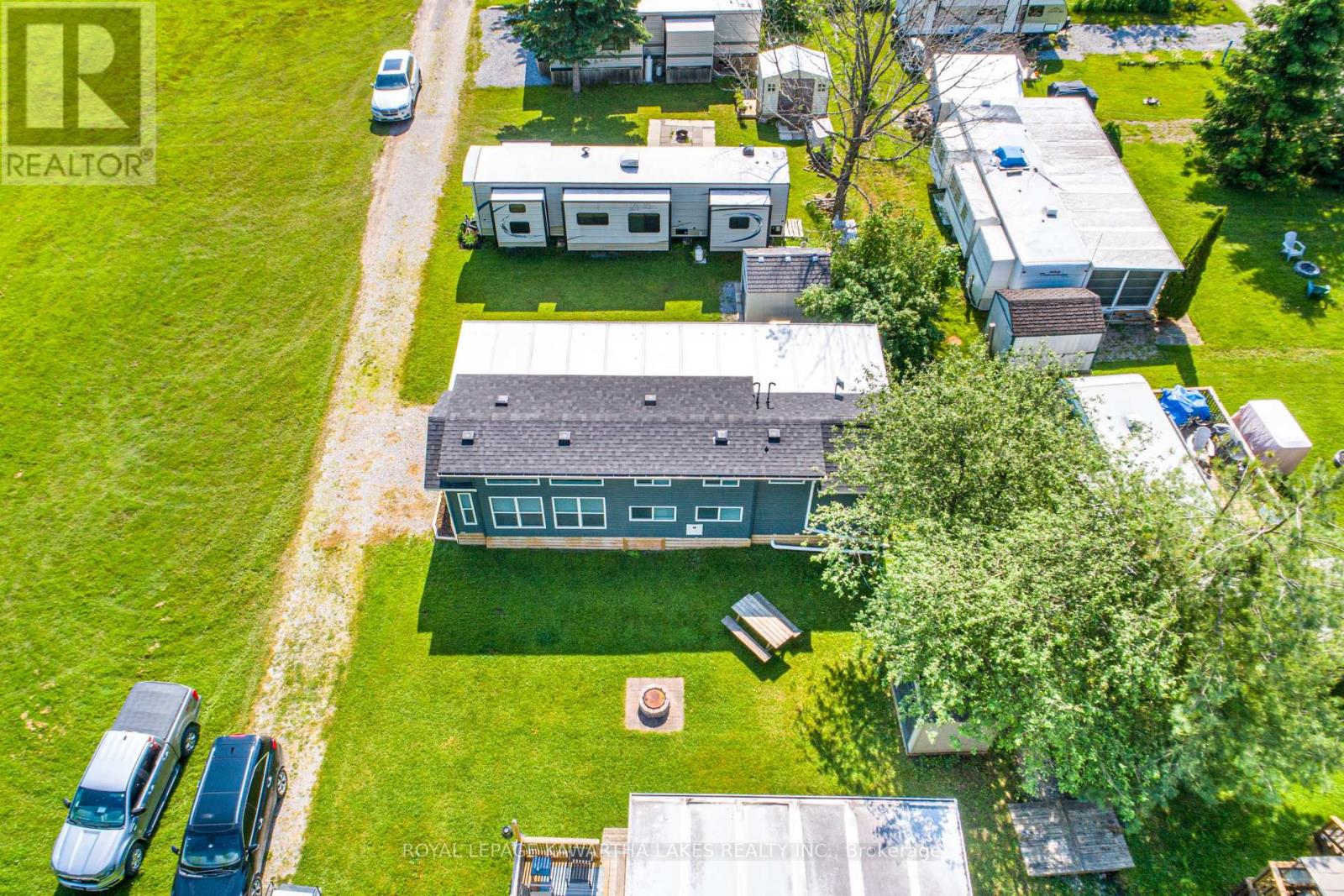 46 Alpine Street, Kawartha Lakes, Ontario  K9V 4R1 - Photo 4 - X12223796
