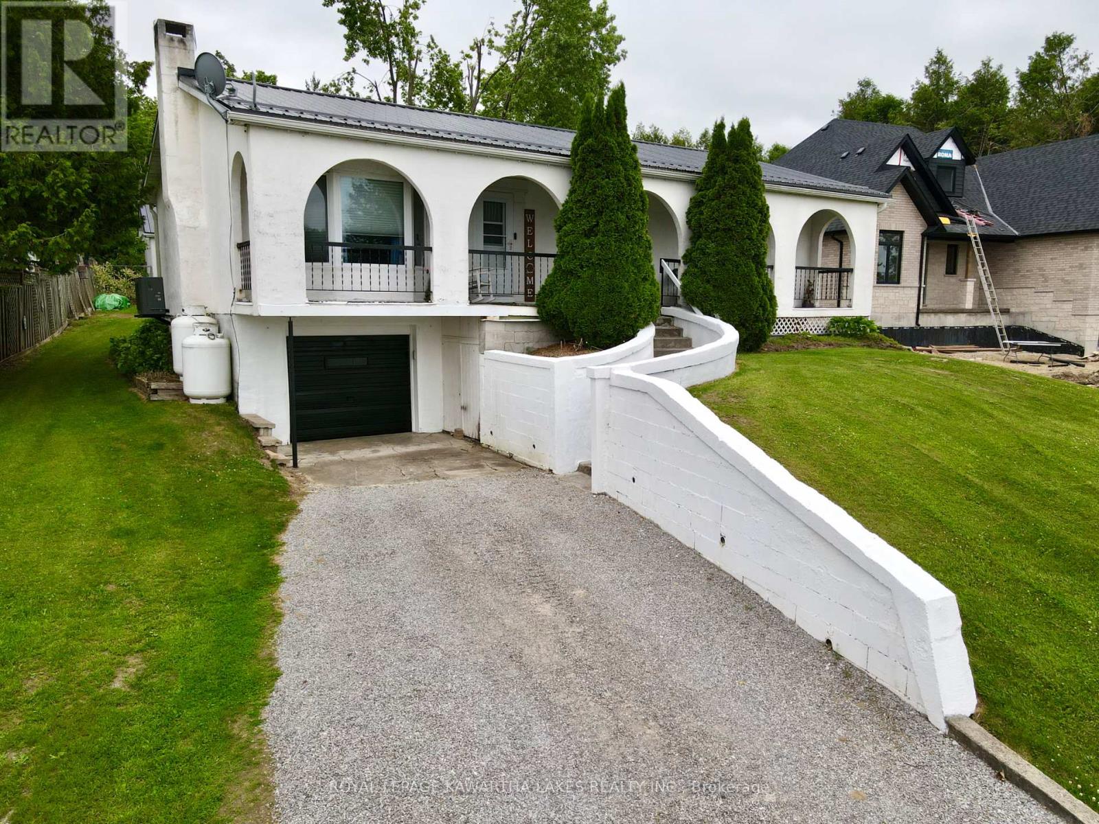 835 Cedar Glen Road, Kawartha Lakes, Ontario  K0M 1L0 - Photo 2 - X12235711