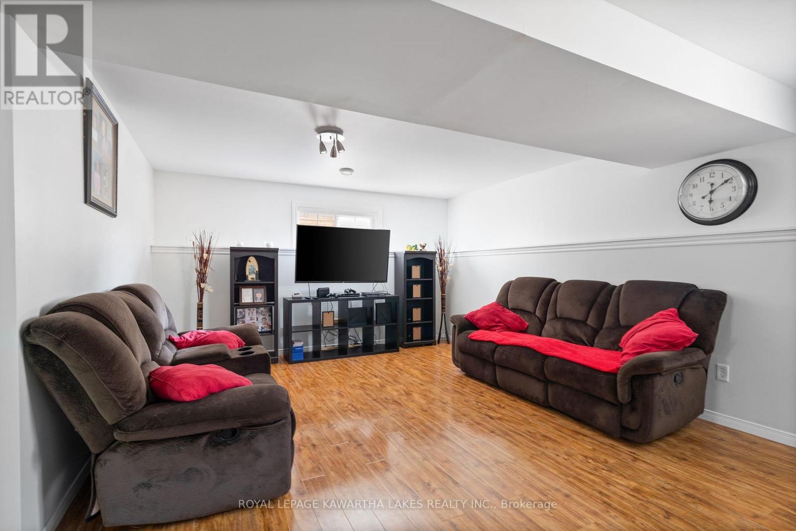 20 Lisbeth Crescent, Kawartha Lakes, Ontario  K9V 0C9 - Photo 20 - X12238923
