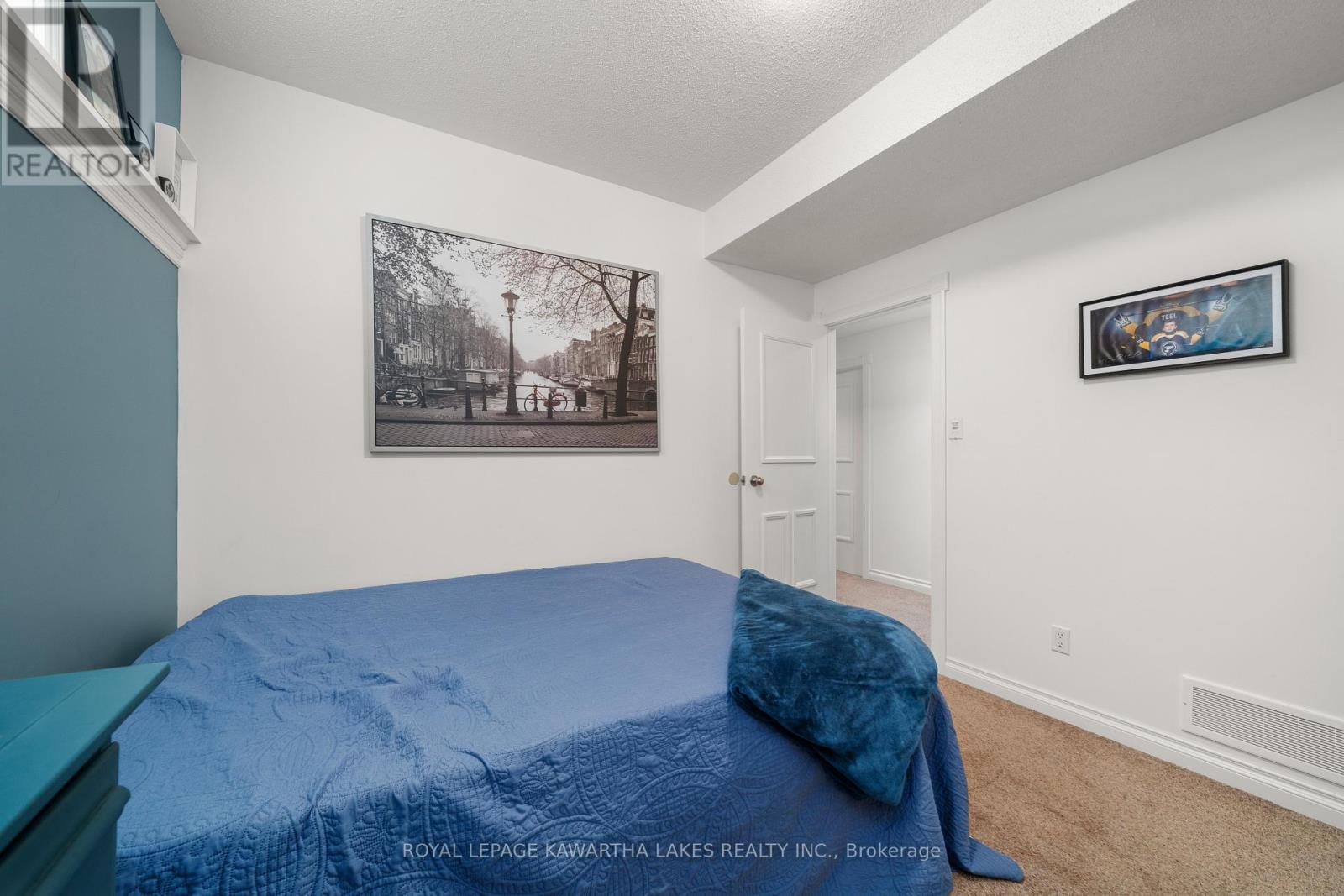 113 Queen Street, Kawartha Lakes, Ontario  K0M 1N0 - Photo 37 - X12240382
