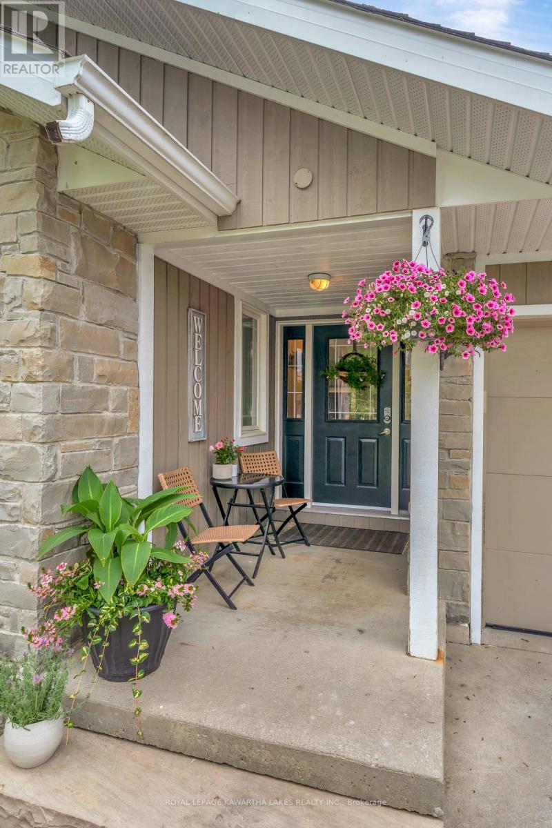 113 Queen Street, Kawartha Lakes, Ontario  K0M 1N0 - Photo 4 - X12240382