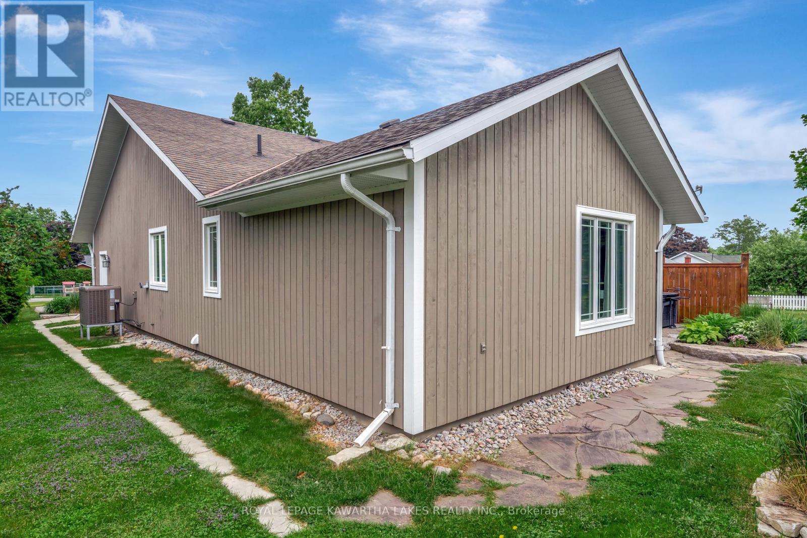 113 Queen Street, Kawartha Lakes, Ontario  K0M 1N0 - Photo 46 - X12240382