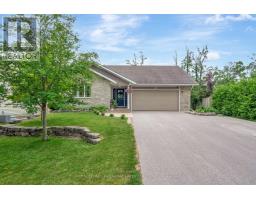 113 QUEEN STREET, Kawartha Lakes, Ontario