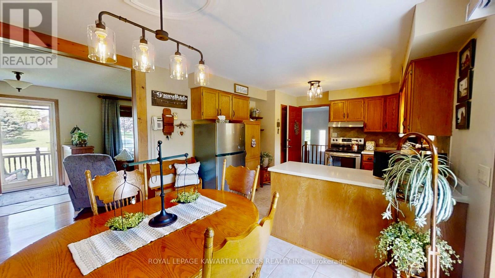 30 Grant Drive, Kawartha Lakes, Ontario  K0M 2M0 - Photo 10 - X12240707