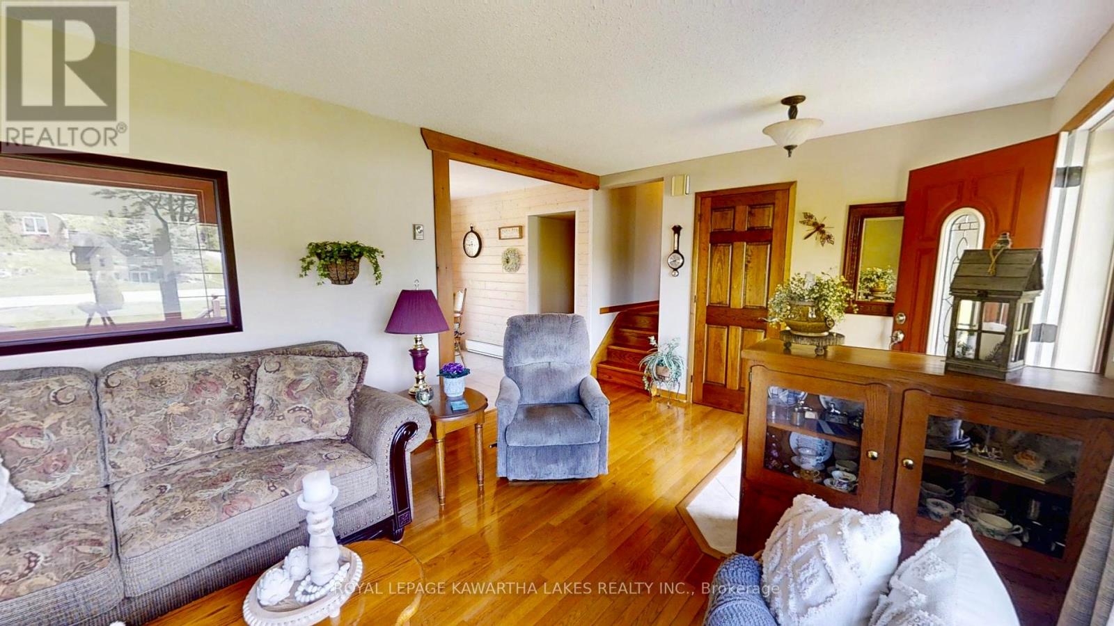 30 Grant Drive, Kawartha Lakes, Ontario  K0M 2M0 - Photo 4 - X12240707