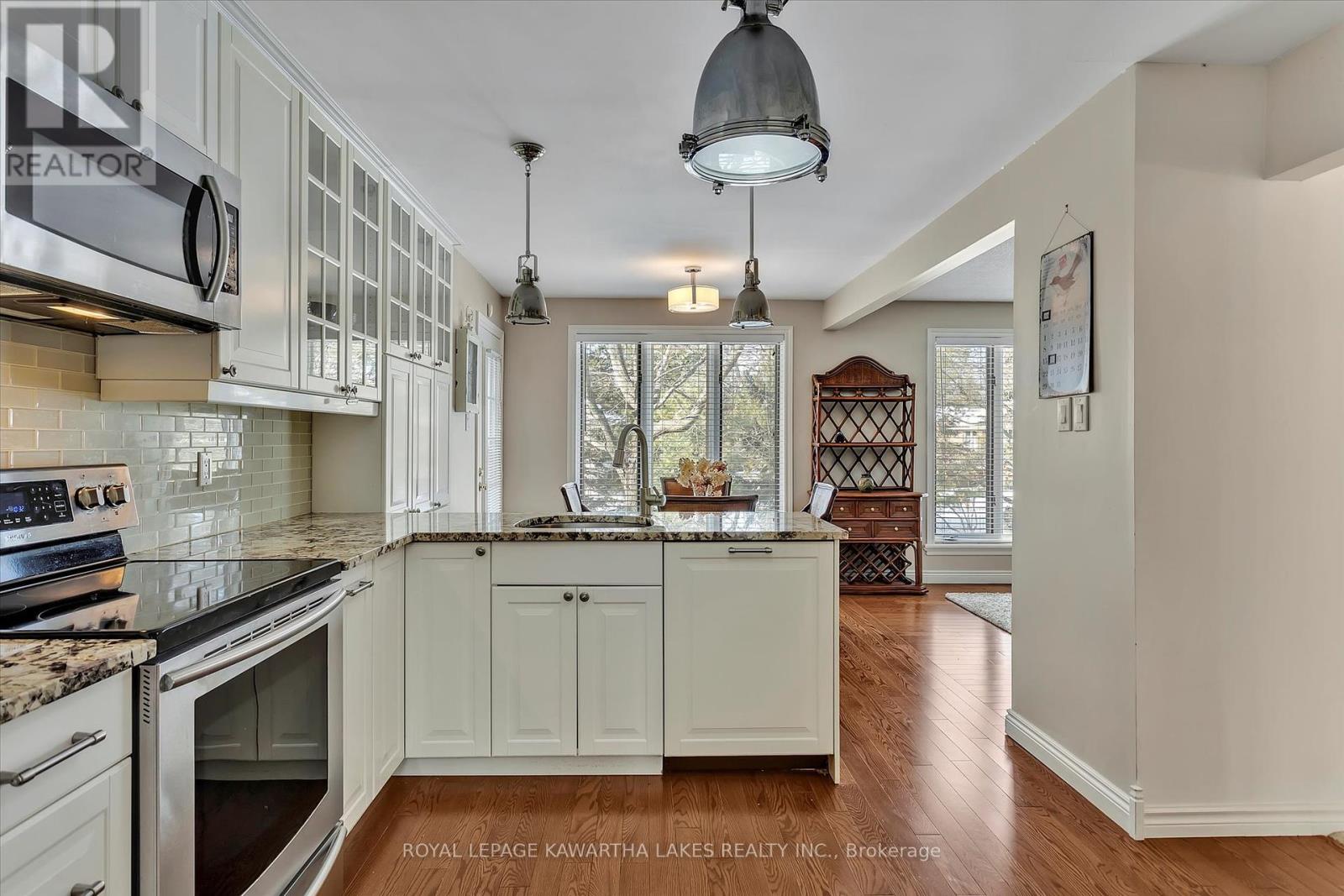 85 Navigators Trail, Kawartha Lakes, Ontario  K0M 1A0 - Photo 8 - X12241260