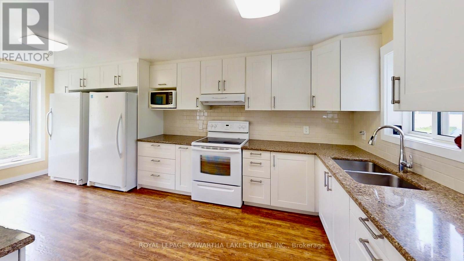 31410 Lake Ridge Road, Georgina, Ontario  L0E 1N0 - Photo 21 - N12241613