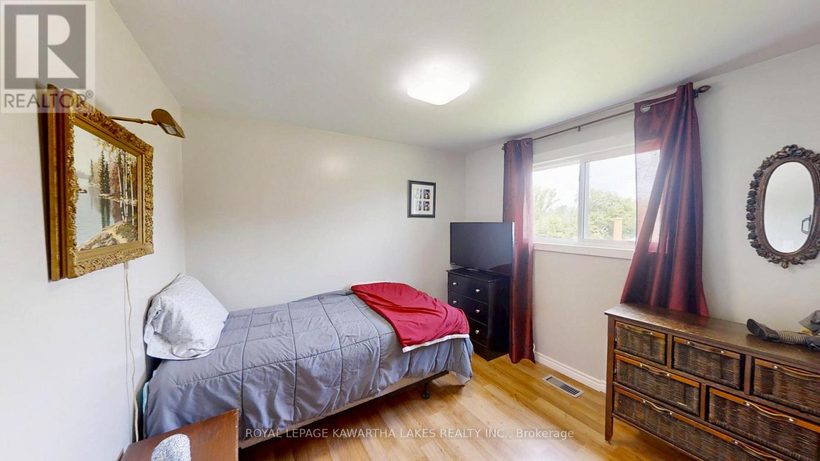 31410 Lake Ridge Road, Georgina, Ontario  L0E 1N0 - Photo 38 - N12241613