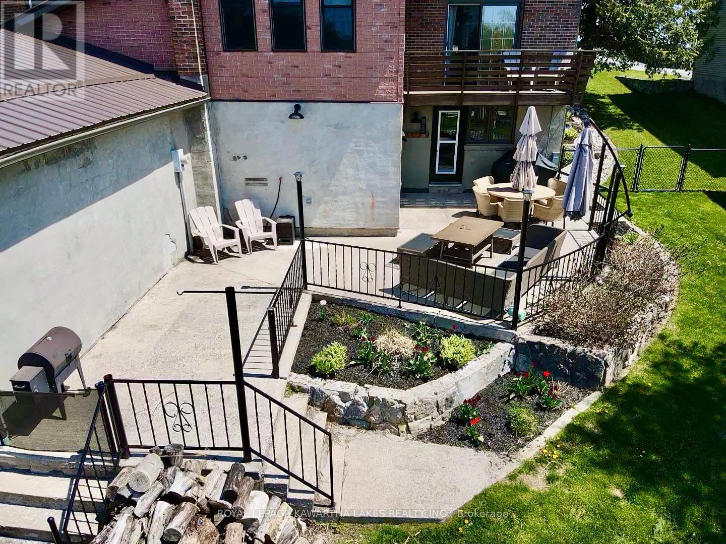 674 Osborne Street, Brock, Ontario  L0K 1A0 - Photo 5 - N12246668