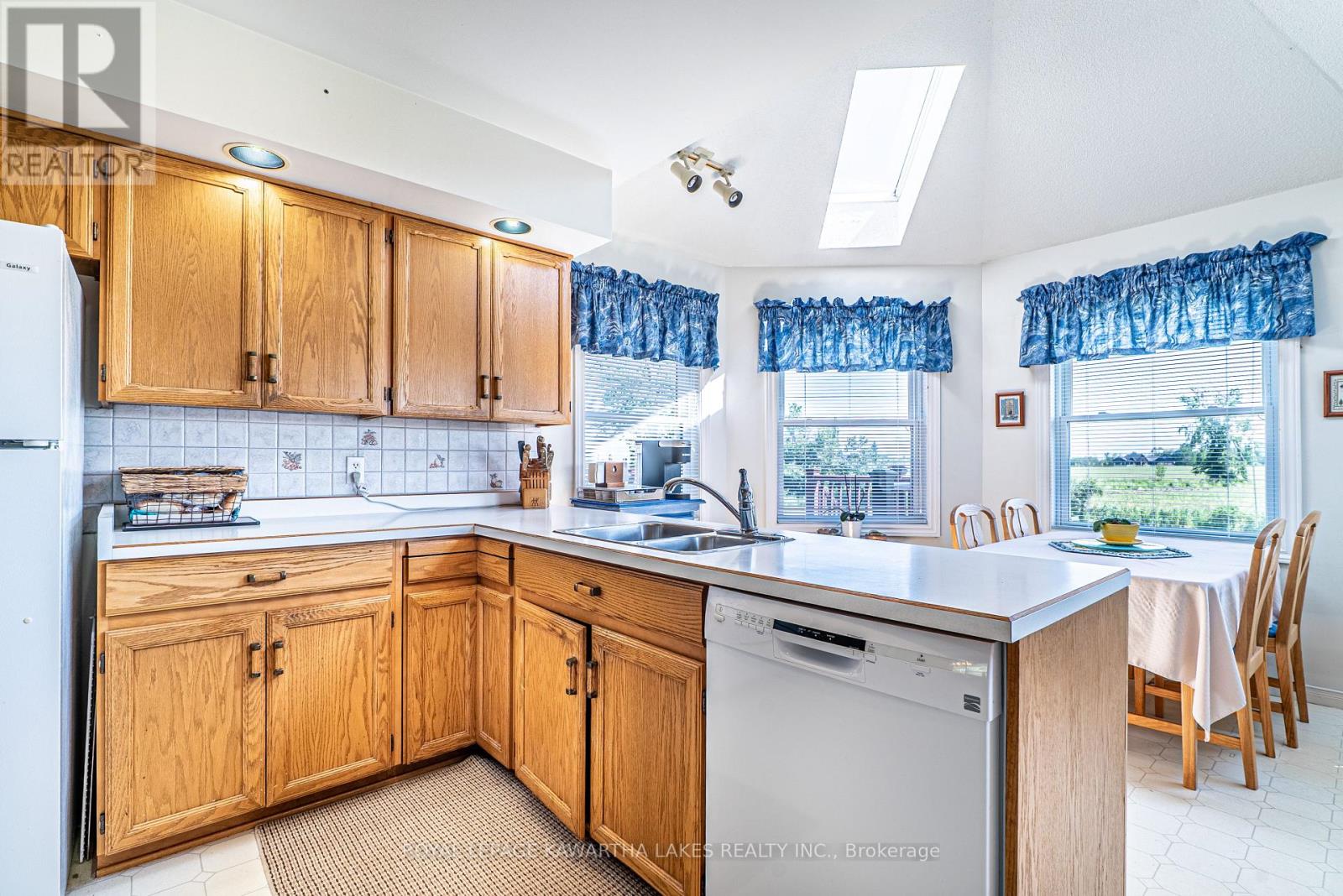 120 Mark Road, Kawartha Lakes, Ontario  K0M 2G0 - Photo 20 - X12246842