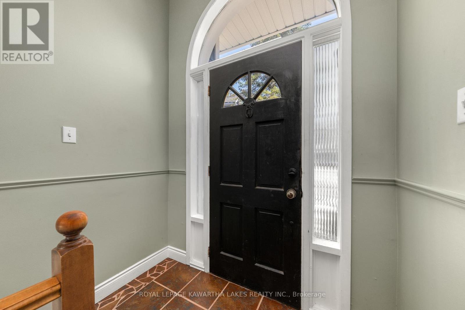 375 Snug Harbour Road, Kawartha Lakes, Ontario  K9V 4R6 - Photo 13 - X12276905
