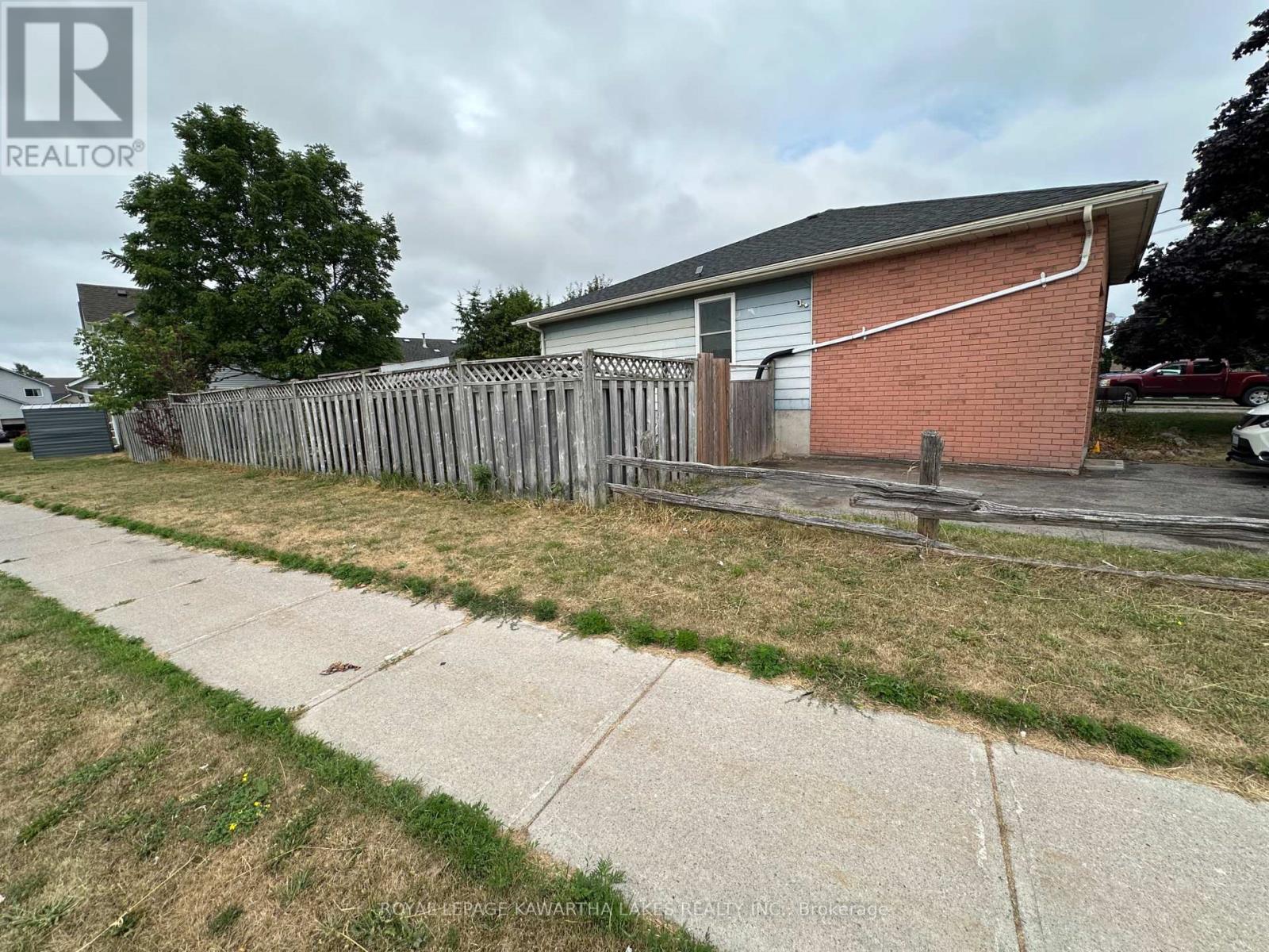 317 William Street N, Kawartha Lakes, Ontario  K9V 6A6 - Photo 38 - X12307505
