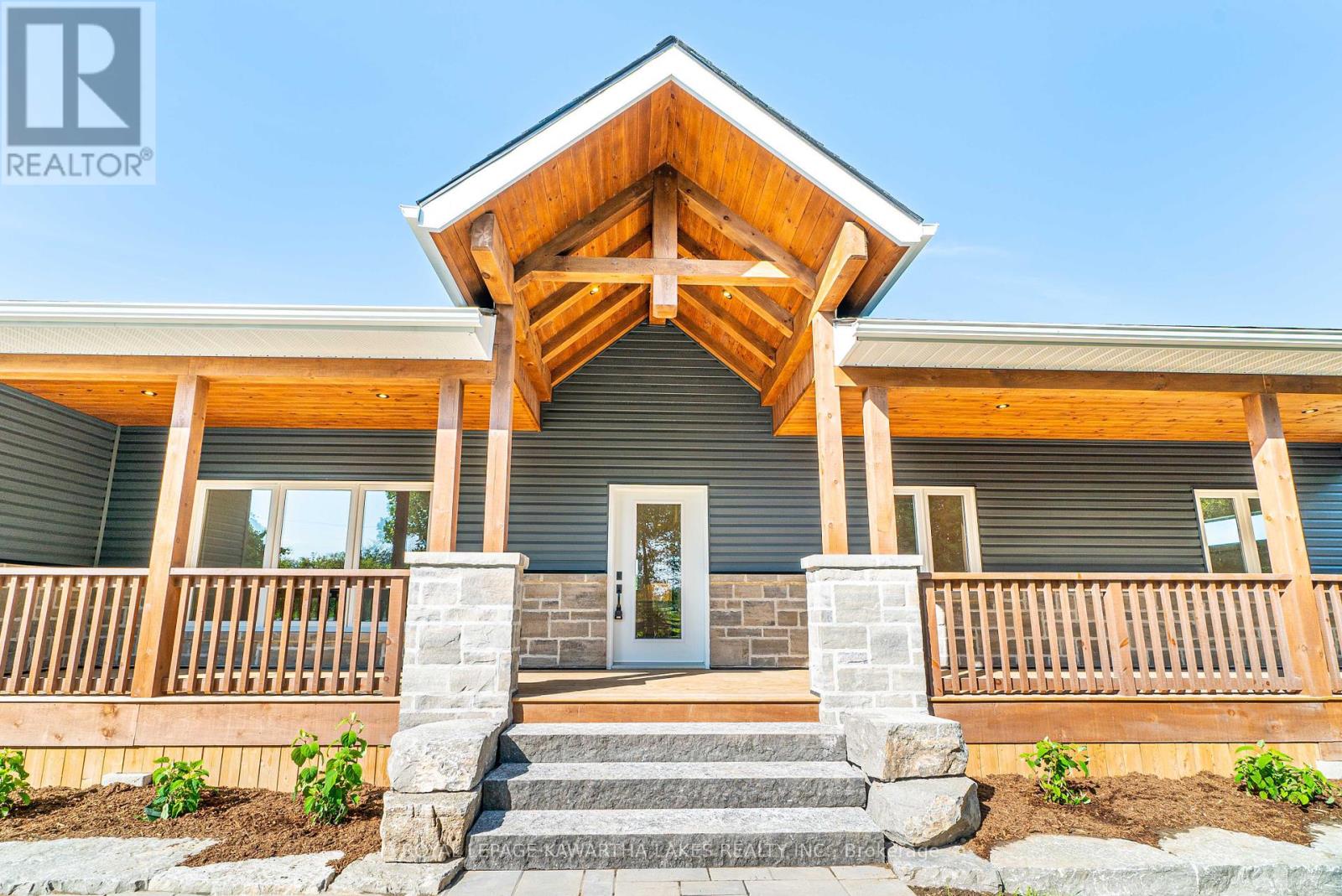 33 Coshs Road, Kawartha Lakes, Ontario  K0M 1A0 - Photo 2 - X12365927