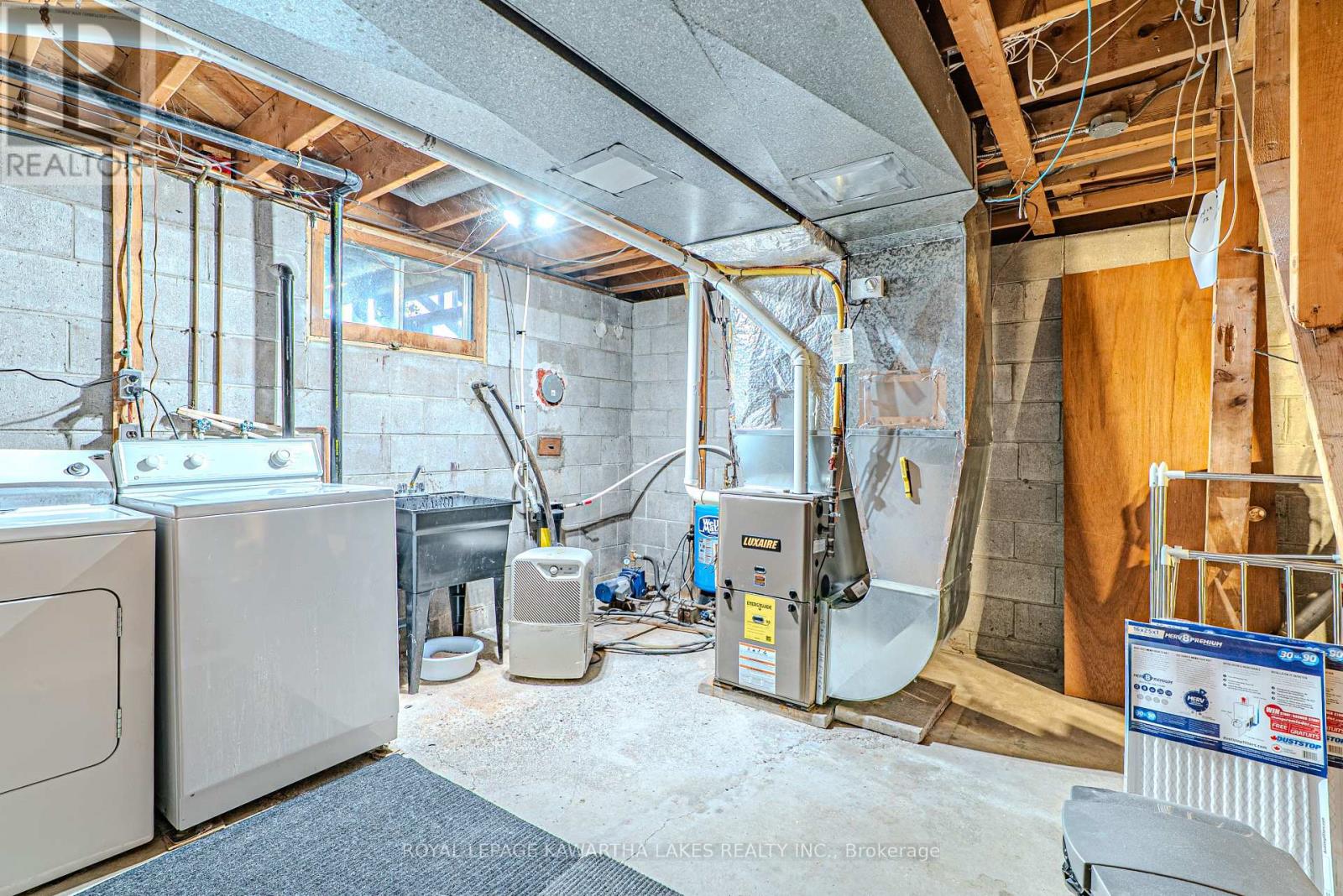 1899 Little Britain Road, Kawartha Lakes, Ontario  K9V 4R2 - Photo 31 - X12377601