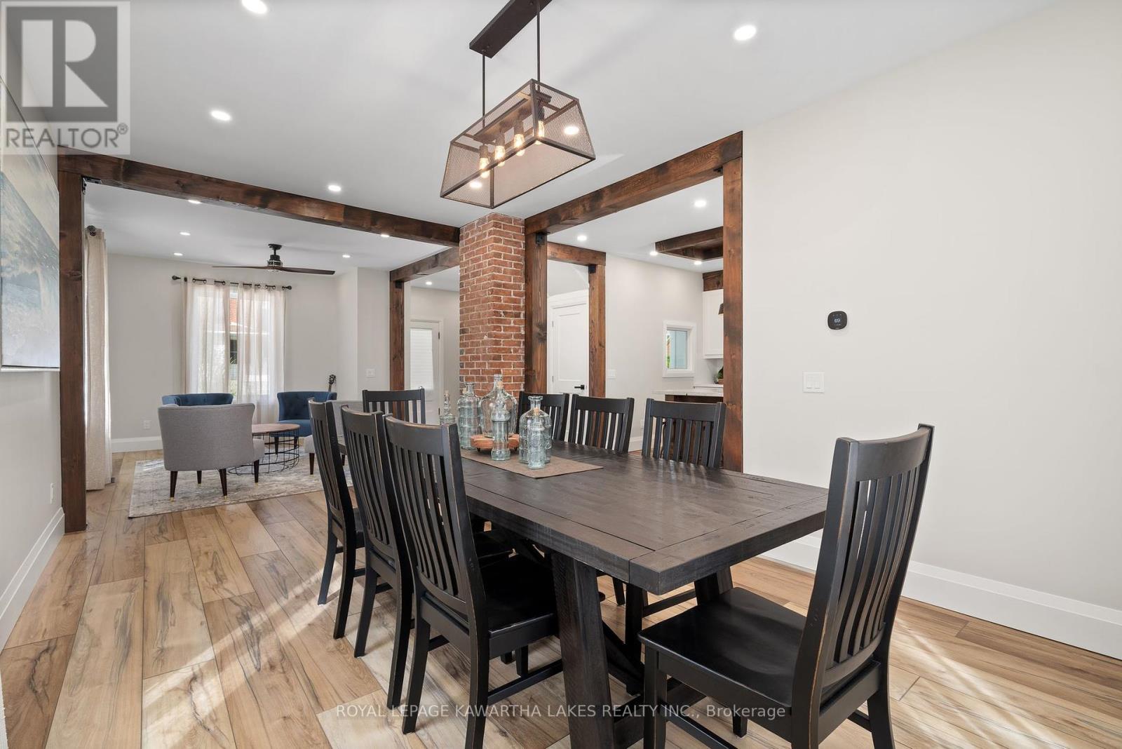 45 Oak Street, Kawartha Lakes, Ontario  K0M 1N0 - Photo 17 - X12391085