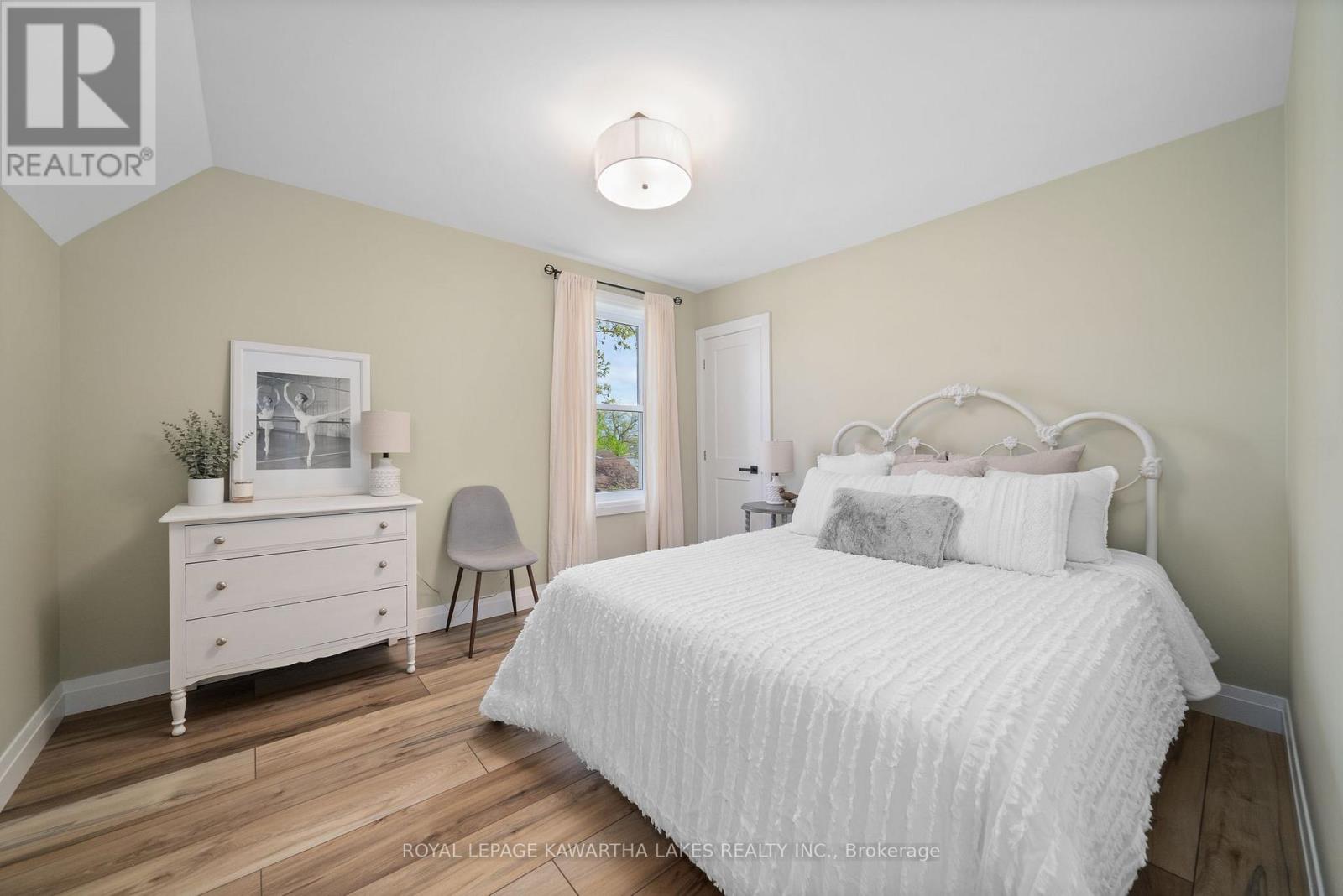 45 Oak Street, Kawartha Lakes, Ontario  K0M 1N0 - Photo 27 - X12391085