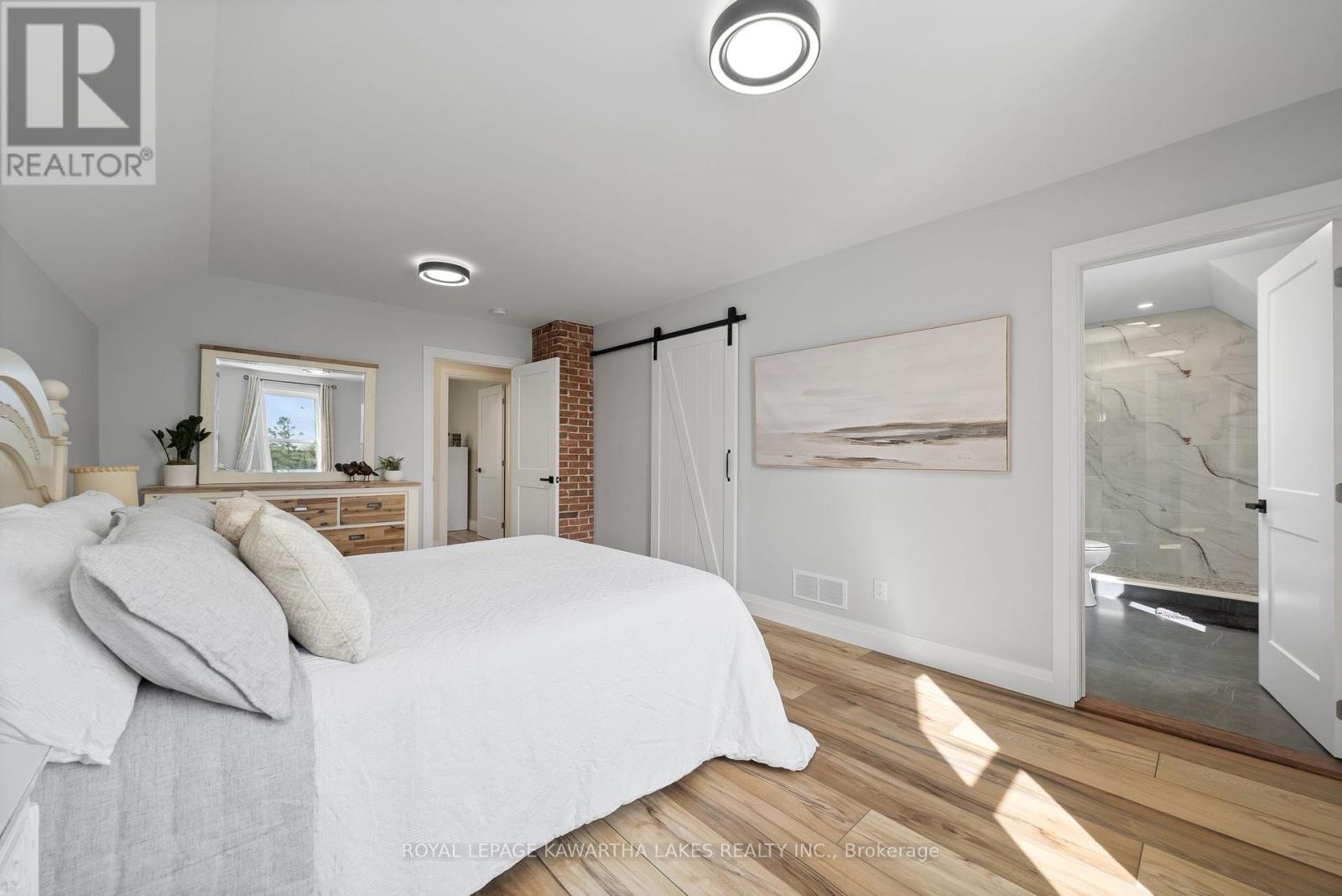 45 Oak Street, Kawartha Lakes, Ontario  K0M 1N0 - Photo 31 - X12391085