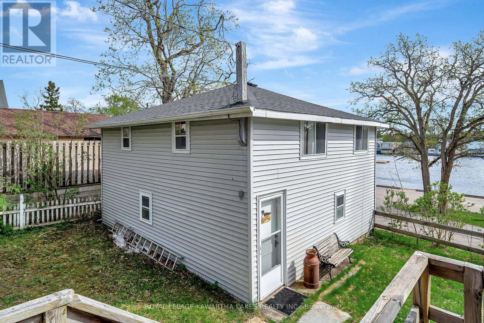 45 Oak Street, Kawartha Lakes, Ontario  K0M 1N0 - Photo 34 - X12391085