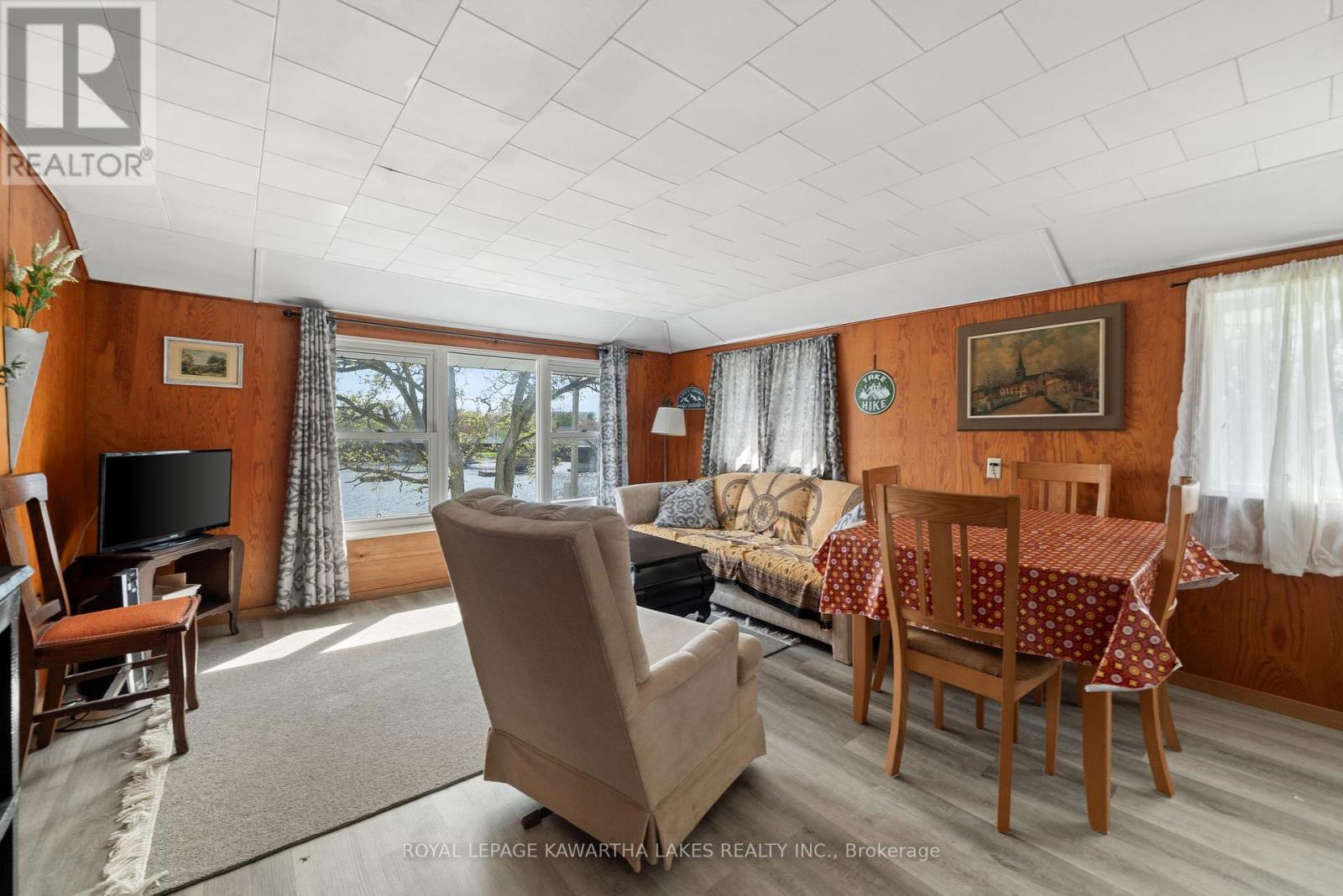 45 Oak Street, Kawartha Lakes, Ontario  K0M 1N0 - Photo 35 - X12391085