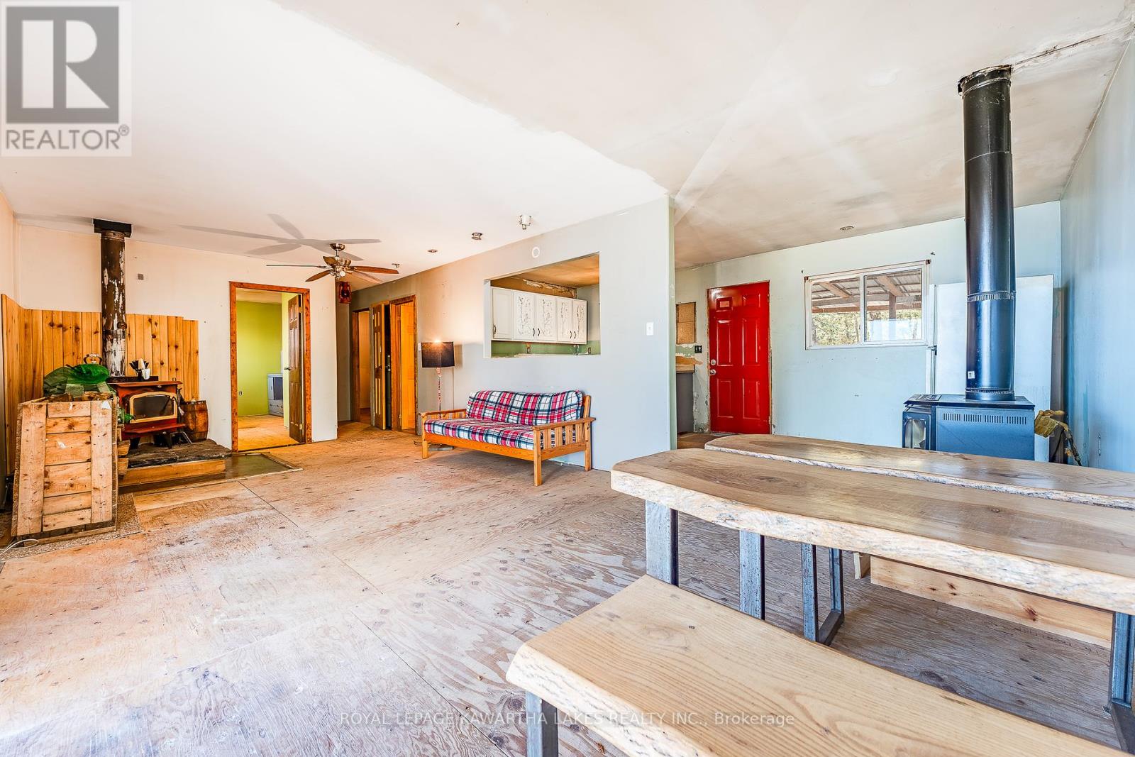 152 Griffin Drive, Kawartha Lakes, Ontario  K0M 1K0 - Photo 9 - X12443502