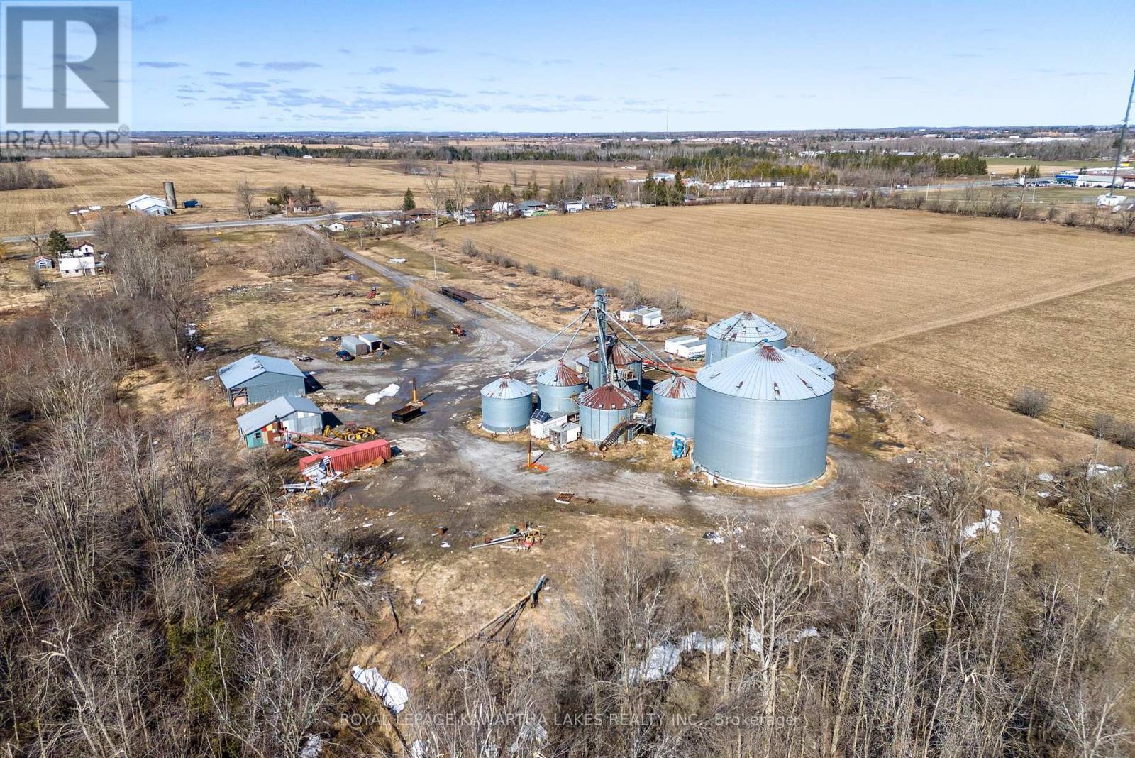 2788 Hwy 35, Kawartha Lakes, Ontario  K9V 4R4 - Photo 14 - X12443755
