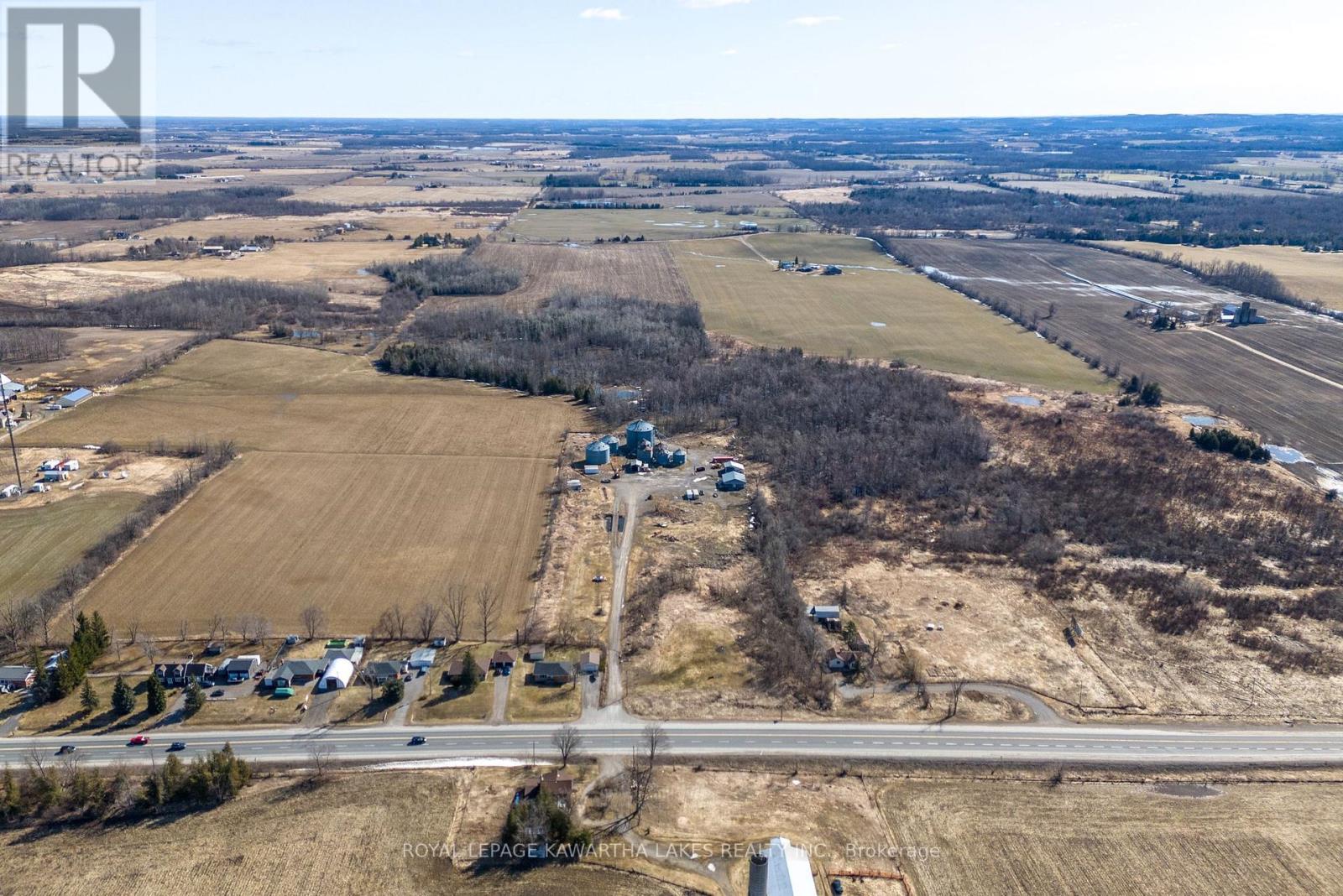 2788 Hwy 35, Kawartha Lakes, Ontario  K9V 4R4 - Photo 4 - X12443755