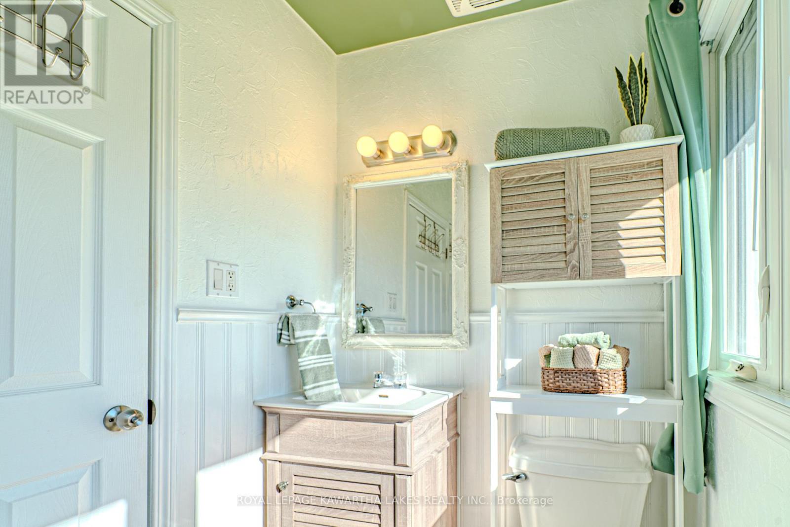 2525 Elm Tree Road, Kawartha Lakes, Ontario  K9V 4R1 - Photo 32 - X12449223