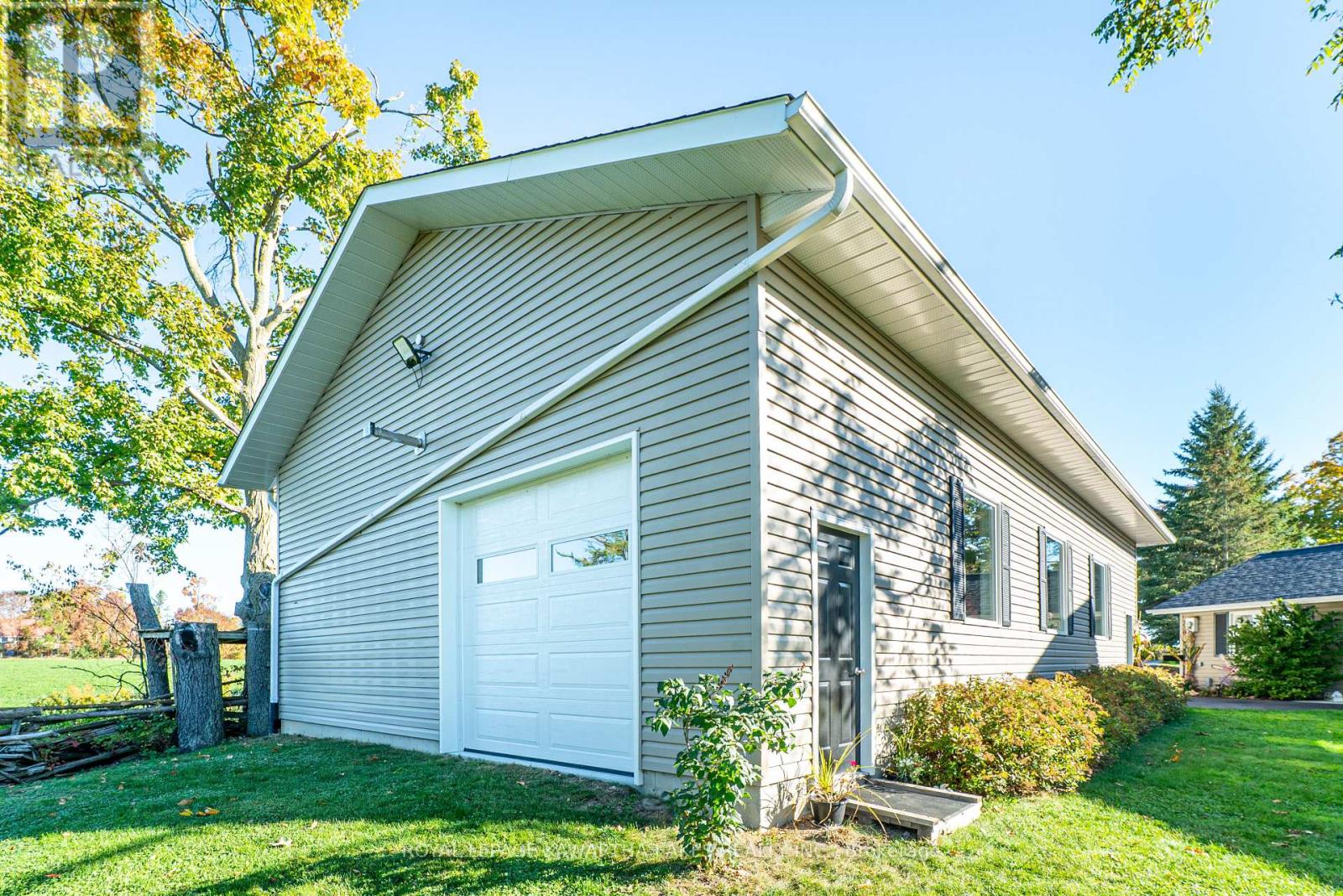 2525 Elm Tree Road, Kawartha Lakes, Ontario  K9V 4R1 - Photo 46 - X12449223