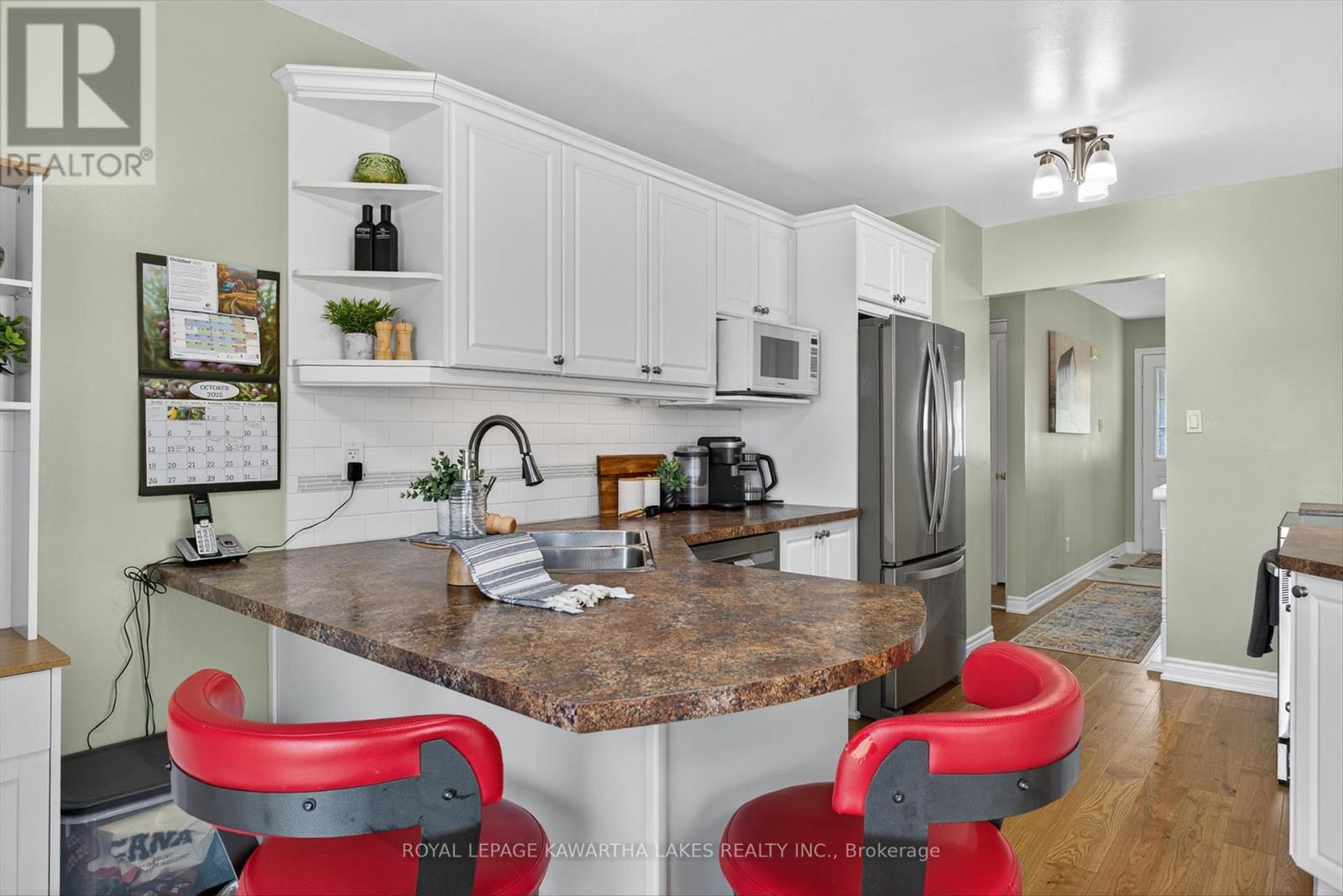 198 Elgin Street, Kawartha Lakes, Ontario  K9V 6B1 - Photo 17 - X12454290