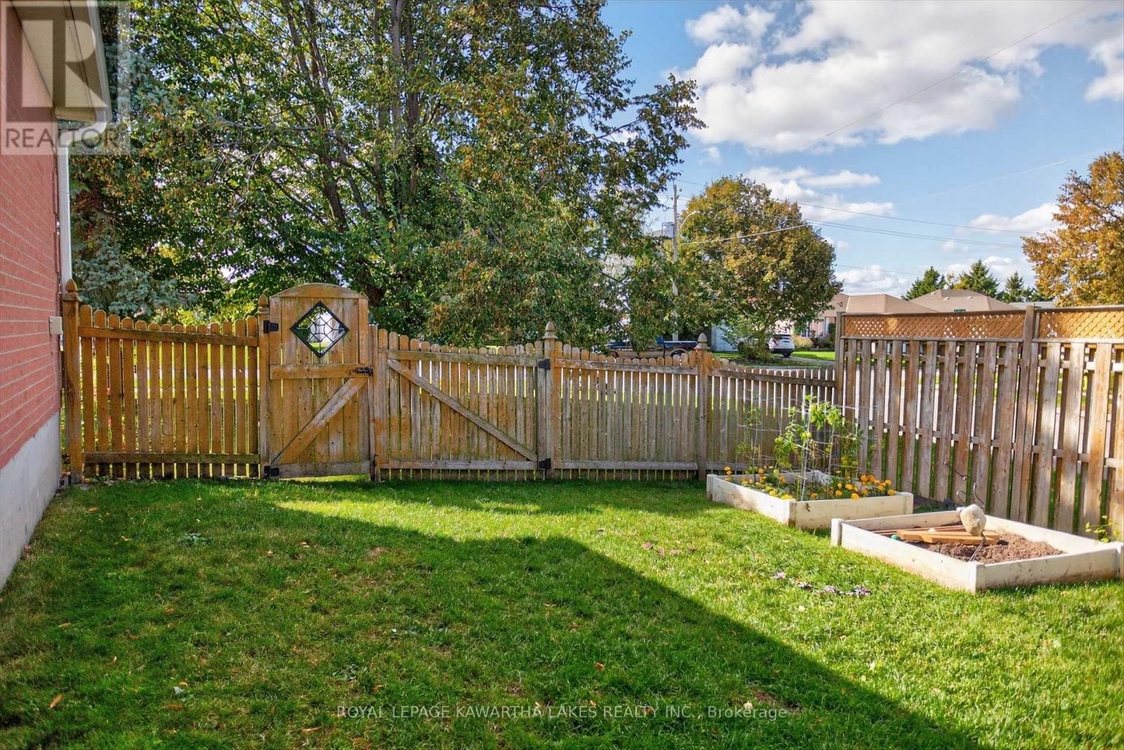 198 Elgin Street, Kawartha Lakes, Ontario  K9V 6B1 - Photo 45 - X12454290