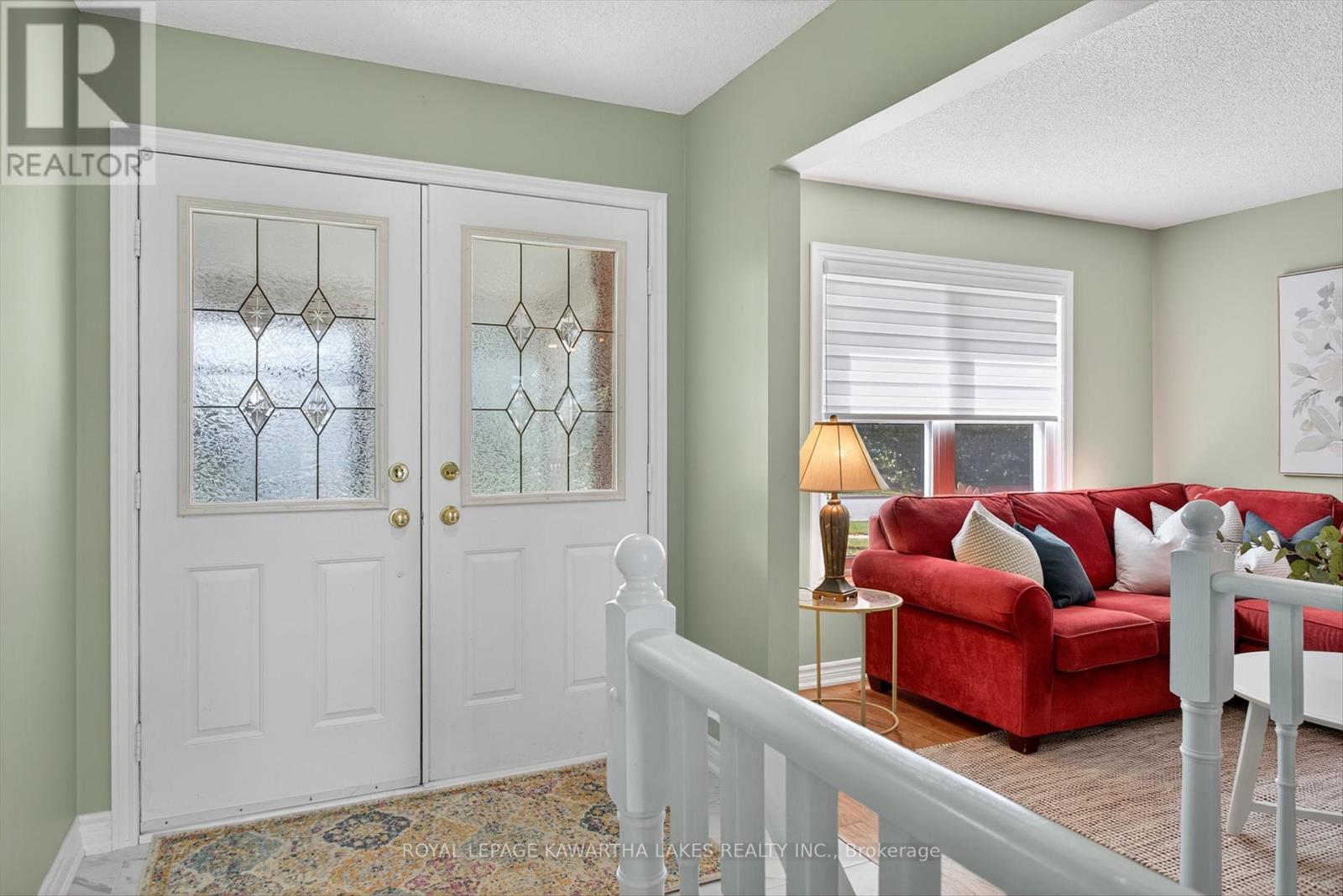 198 Elgin Street, Kawartha Lakes, Ontario  K9V 6B1 - Photo 5 - X12454290