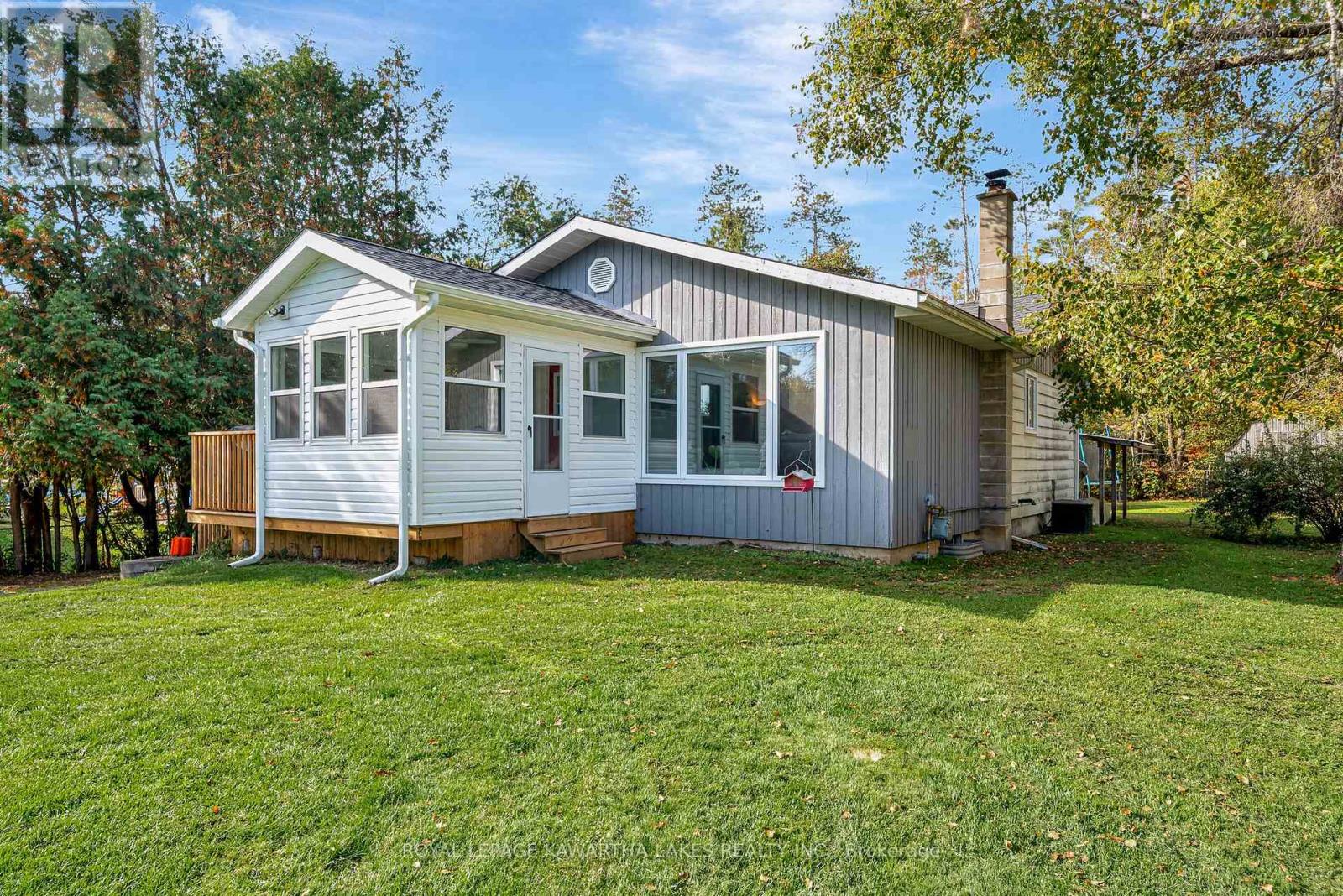 35 Woods Avenue, Kawartha Lakes, Ontario  K0L 2W0 - Photo 10 - X12461417