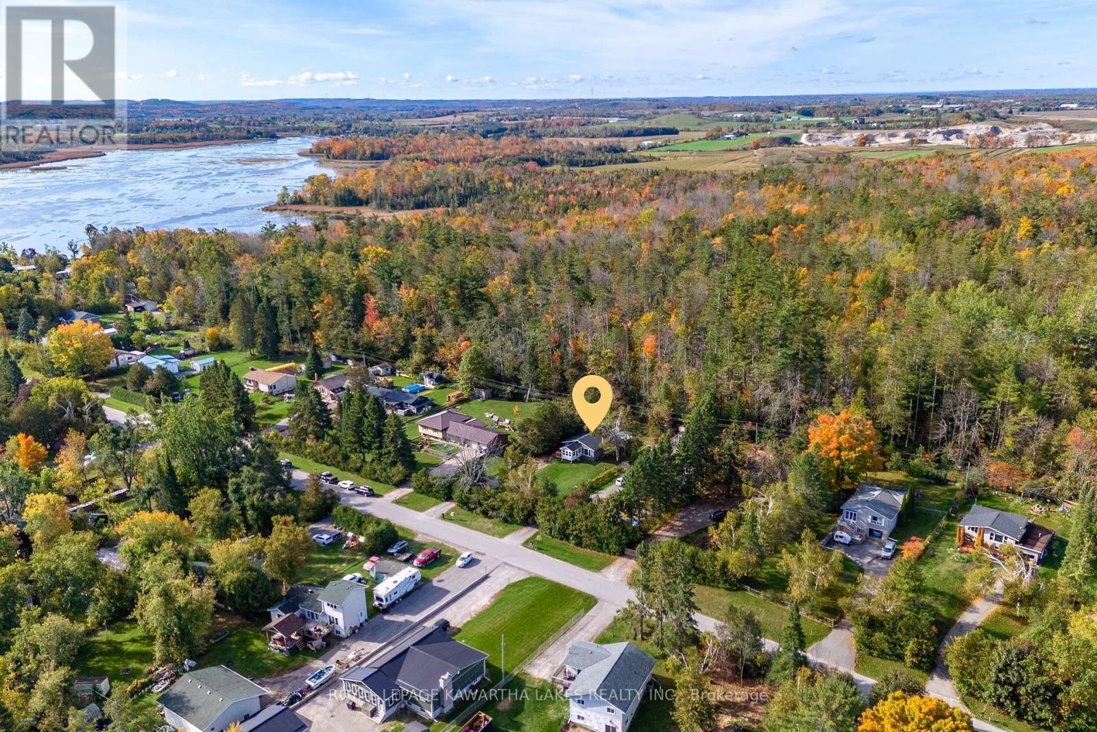 35 Woods Avenue, Kawartha Lakes, Ontario  K0L 2W0 - Photo 2 - X12461417