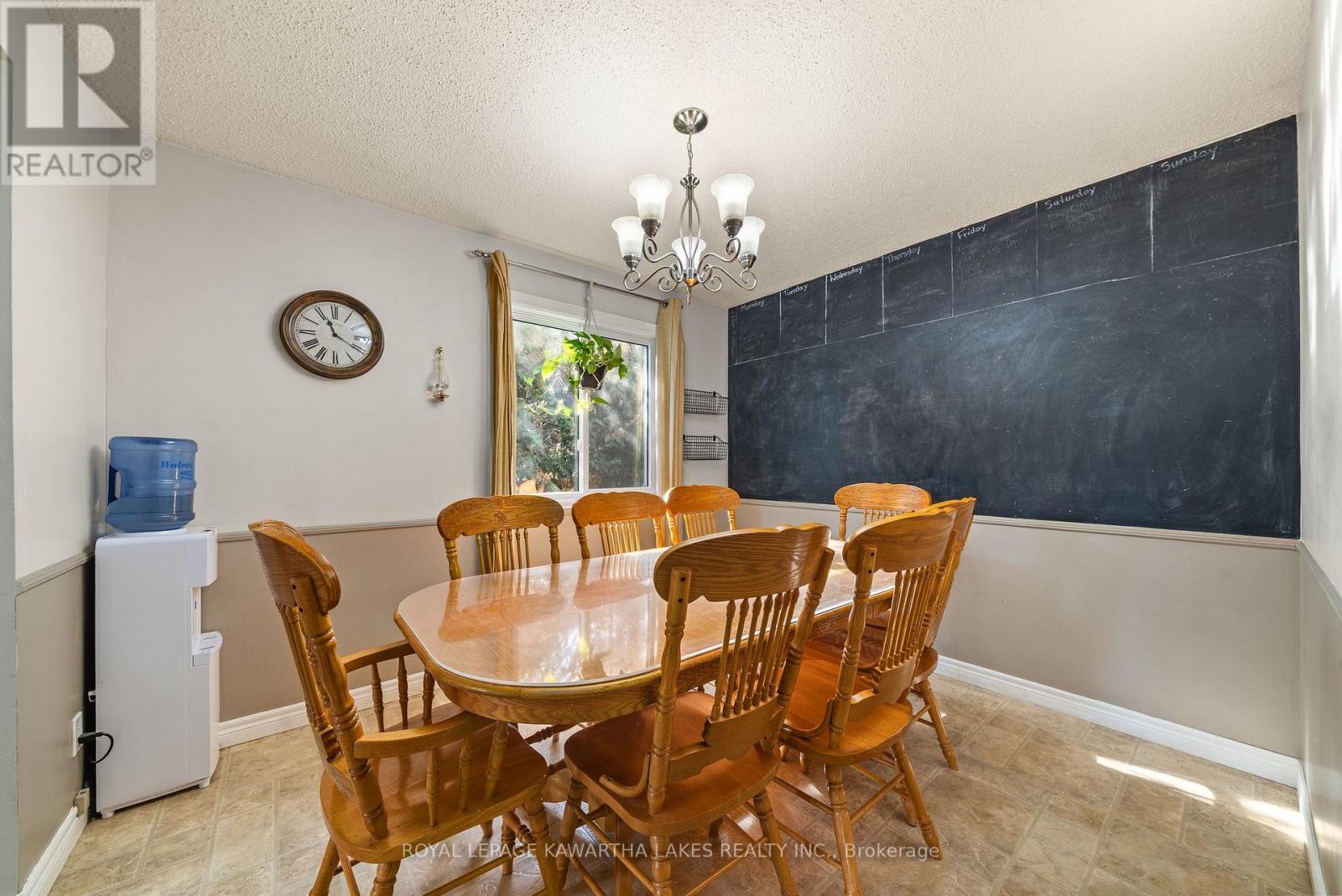 35 Woods Avenue, Kawartha Lakes, Ontario  K0L 2W0 - Photo 20 - X12461417