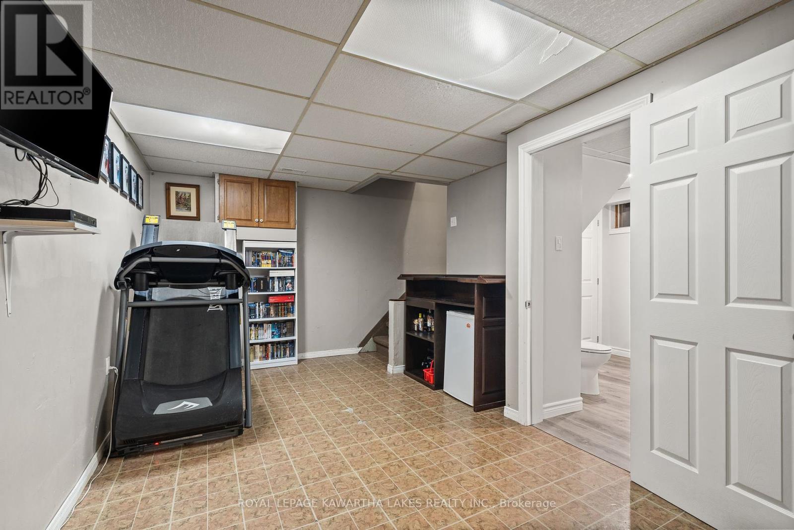 35 Woods Avenue, Kawartha Lakes, Ontario  K0L 2W0 - Photo 28 - X12461417