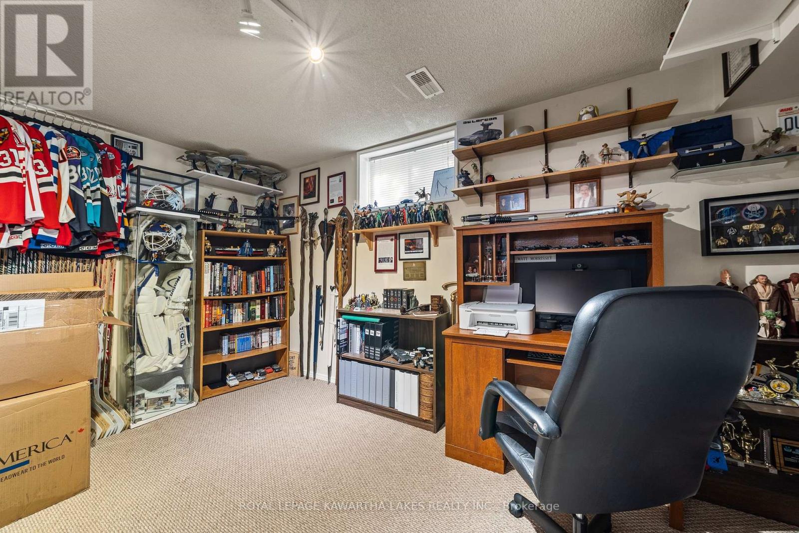 35 Woods Avenue, Kawartha Lakes, Ontario  K0L 2W0 - Photo 36 - X12461417