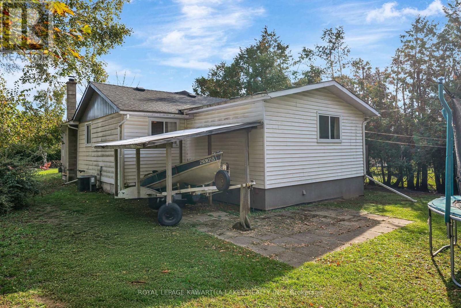 35 Woods Avenue, Kawartha Lakes, Ontario  K0L 2W0 - Photo 43 - X12461417
