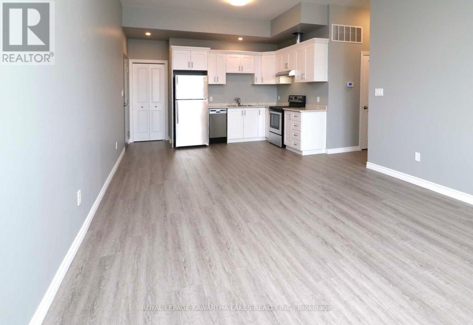 Unit - 448 Osborne Street, Brock, Ontario  L0K 1A0 - Photo 1 - N12471463