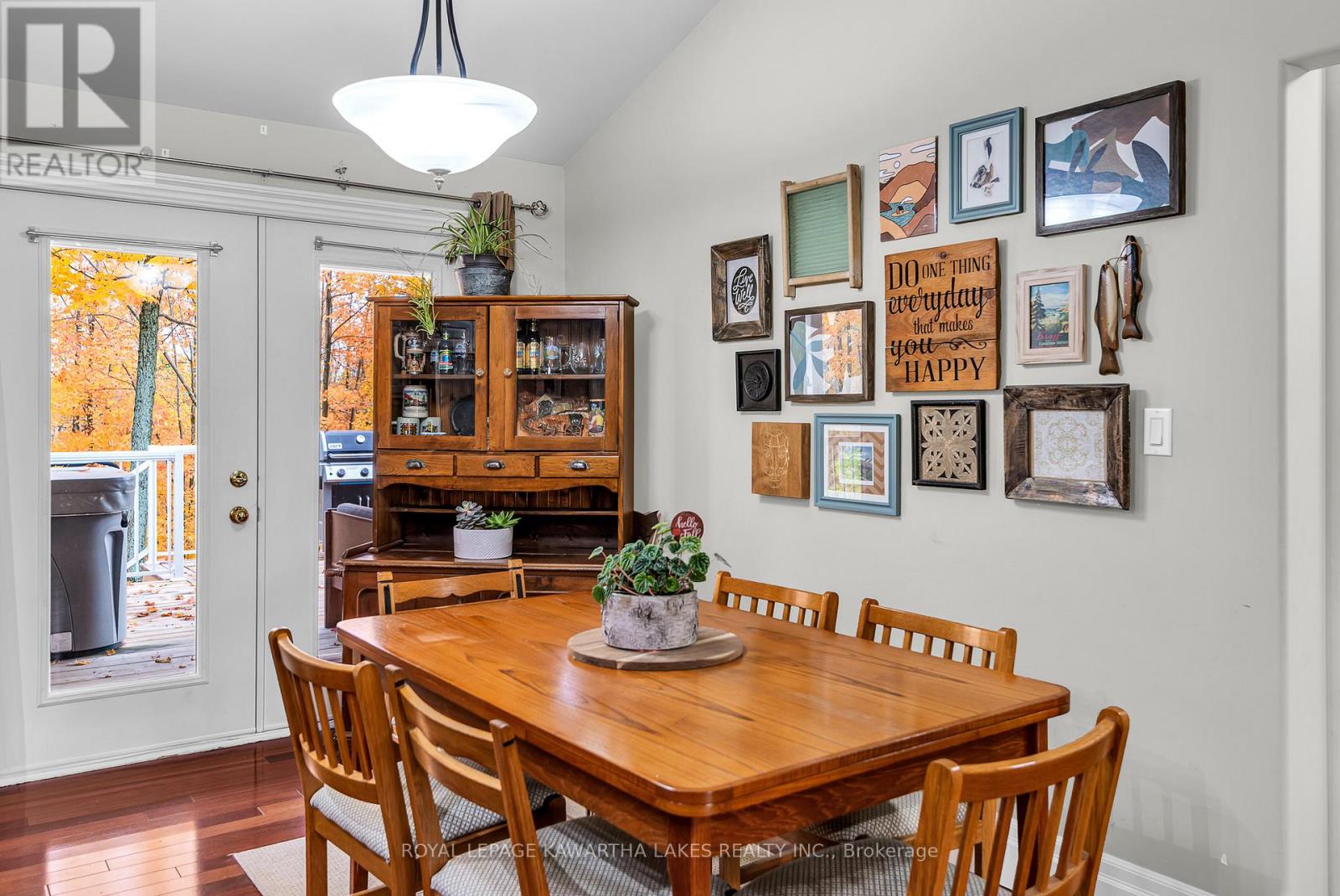 356 Olivers Road, Kawartha Lakes, Ontario  K0M 1A0 - Photo 11 - X12475290
