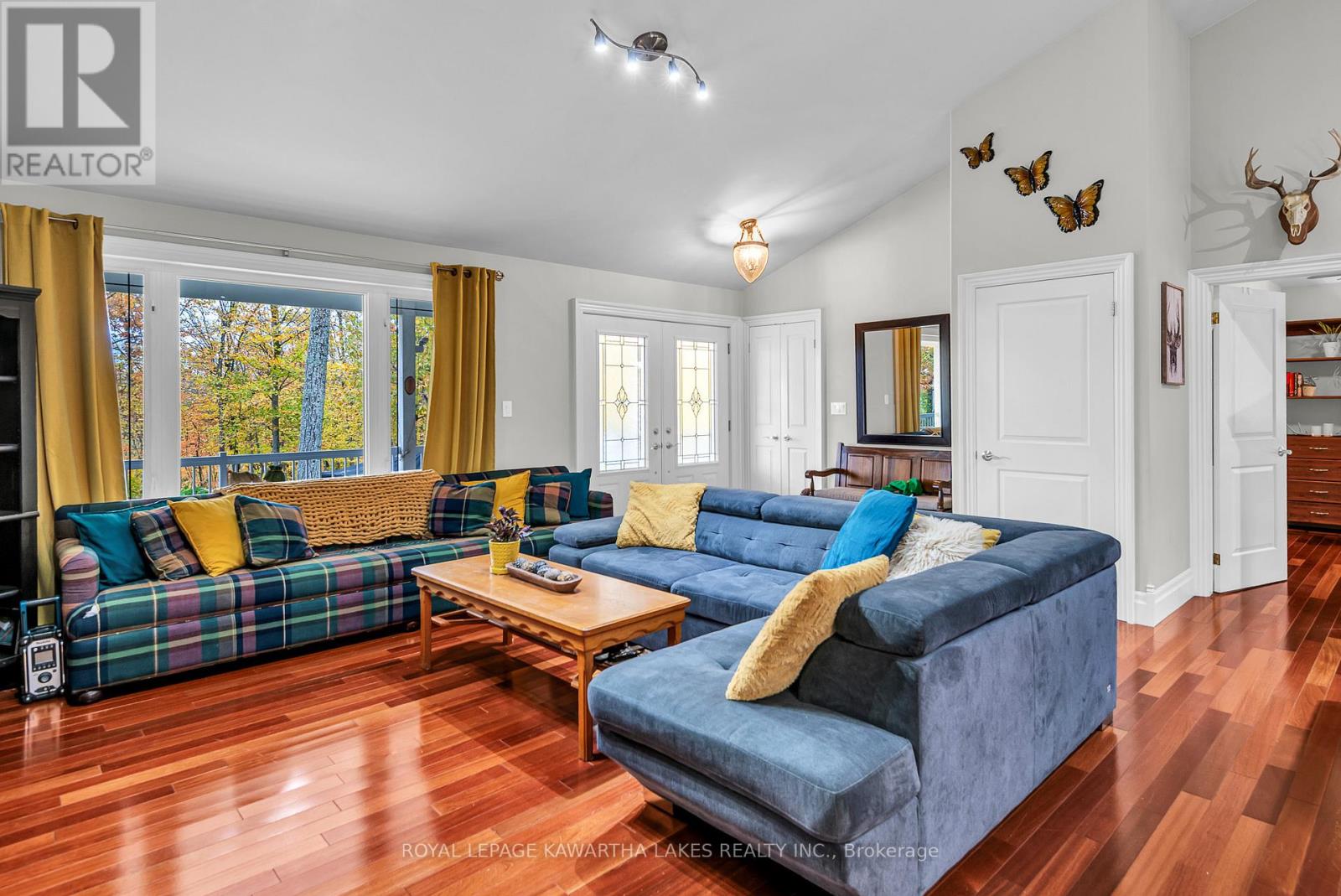 356 Olivers Road, Kawartha Lakes, Ontario  K0M 1A0 - Photo 4 - X12475290