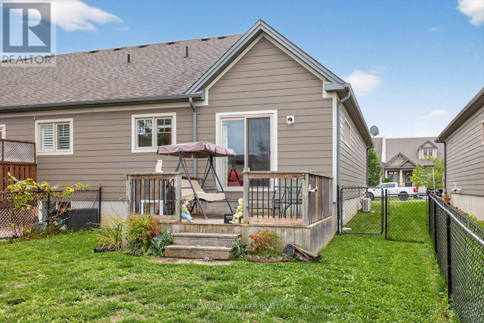 26 Chadwin Drive, Kawartha Lakes, Ontario  K9V 0E9 - Photo 27 - X12501528