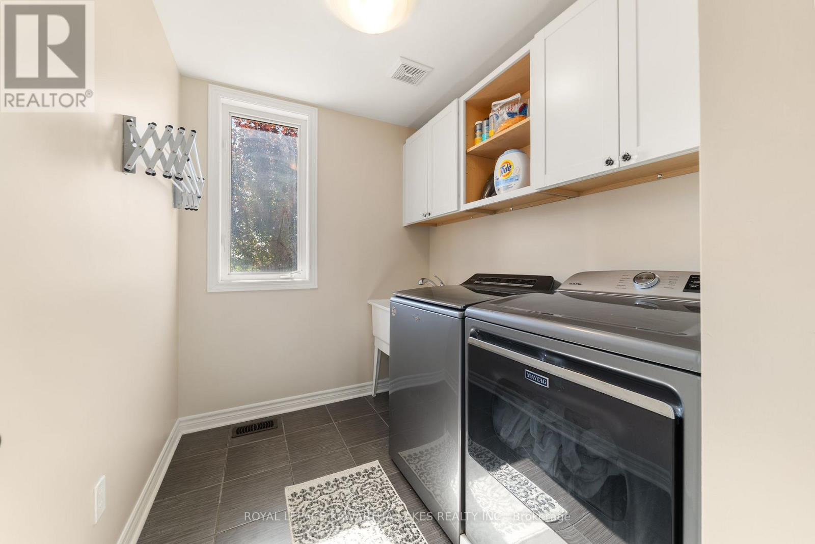 29 Logan Lane, Kawartha Lakes, Ontario  K9V 0L3 - Photo 41 - X12506564