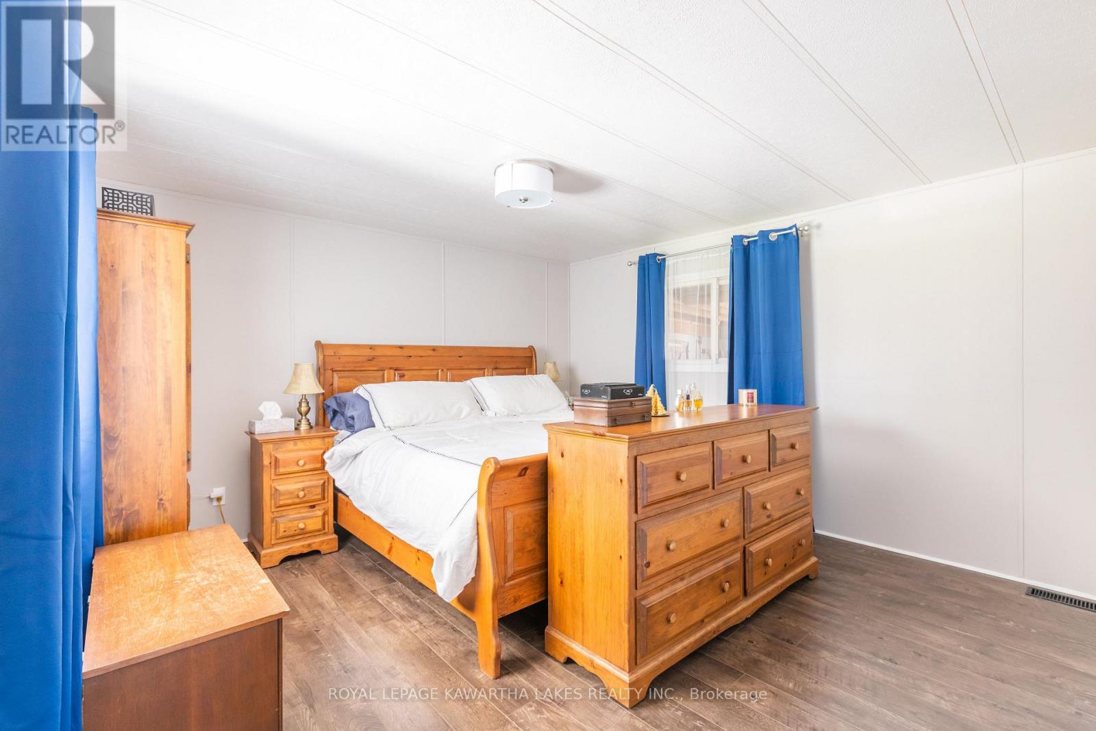 18 Hill Street, Kawartha Lakes, Ontario  K9V 0H5 - Photo 22 - X12510914