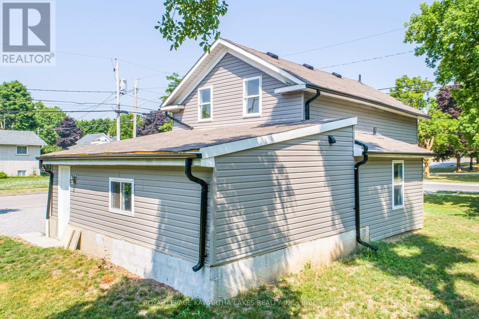 50 St Patrick Street, Kawartha Lakes, Ontario  K9V 1R3 - Photo 25 - X12540502