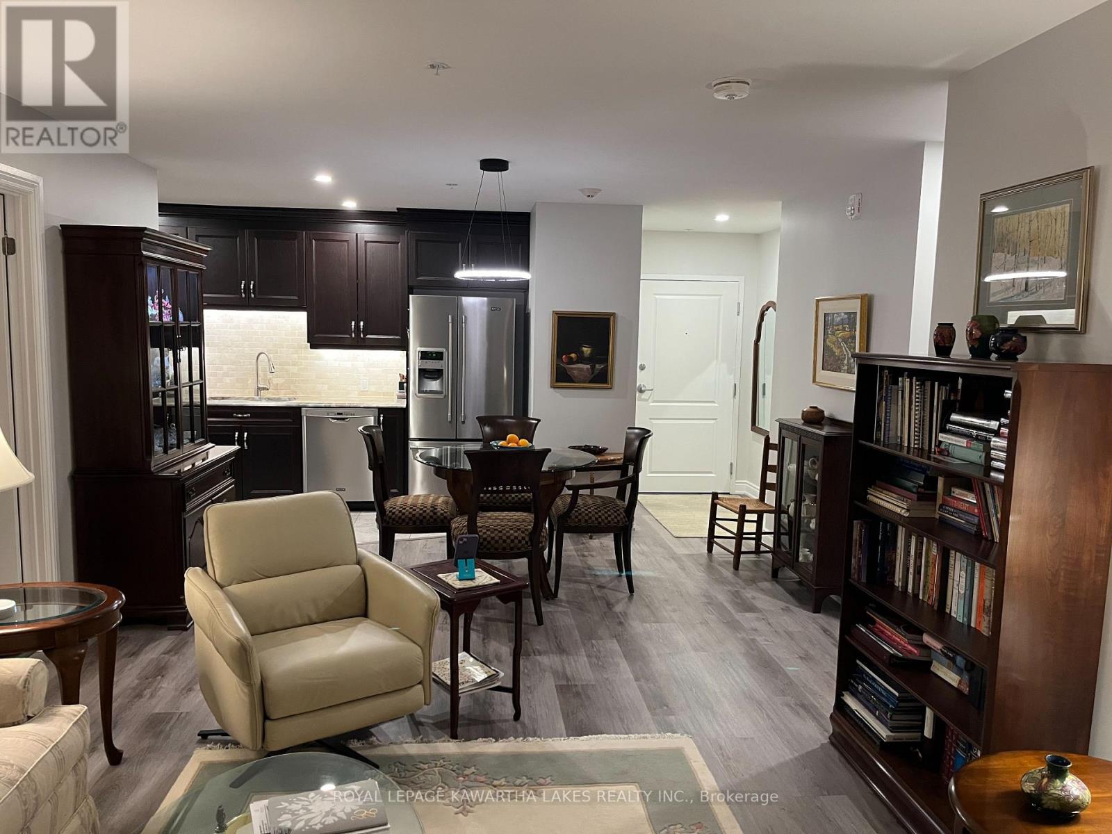 105 - 58 Glenelg Street W, Kawartha Lakes, Ontario  K9V 0M9 - Photo 12 - X12554384