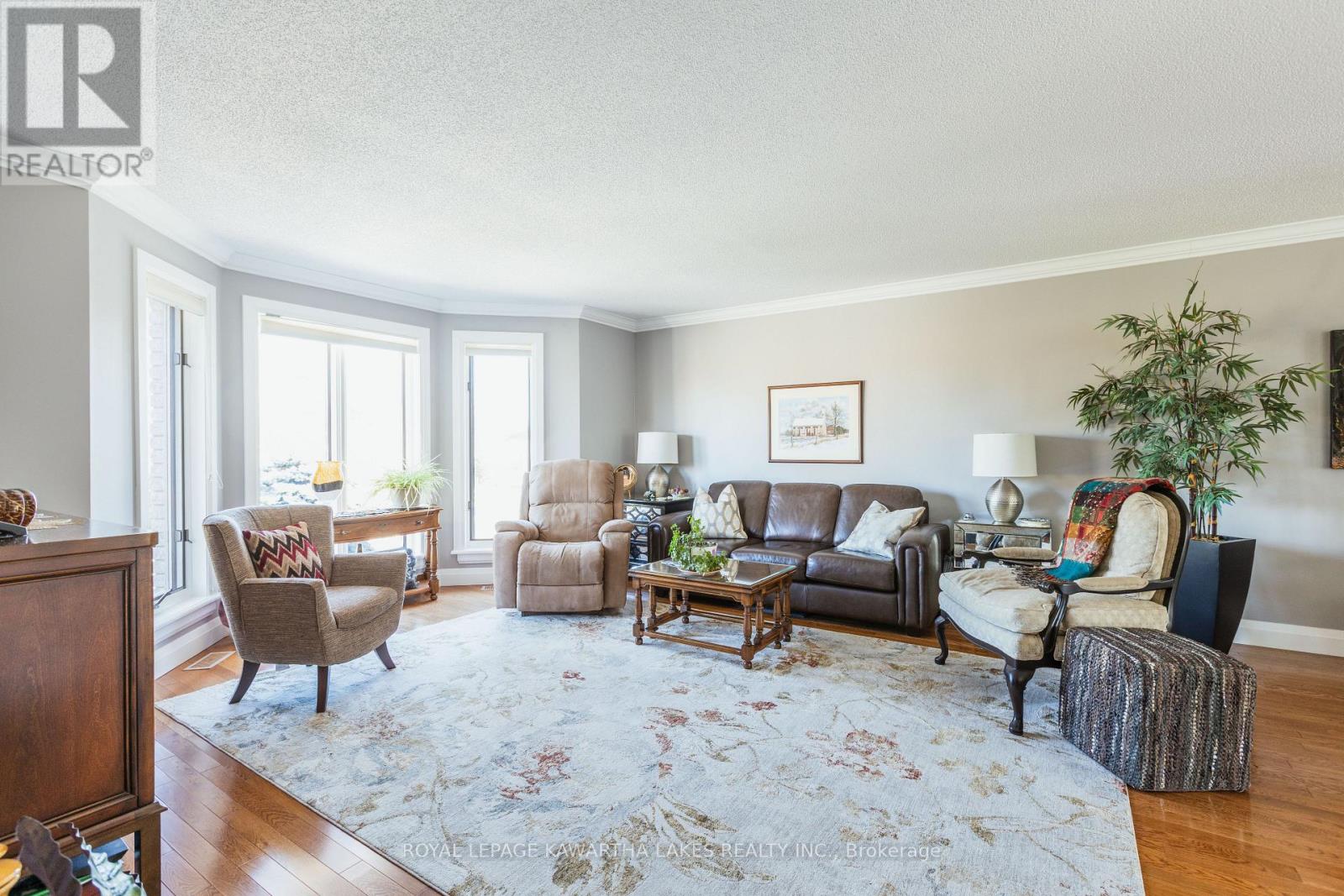 83 Navigators Trail, Kawartha Lakes, Ontario  K0M 1A0 - Photo 17 - X12565254