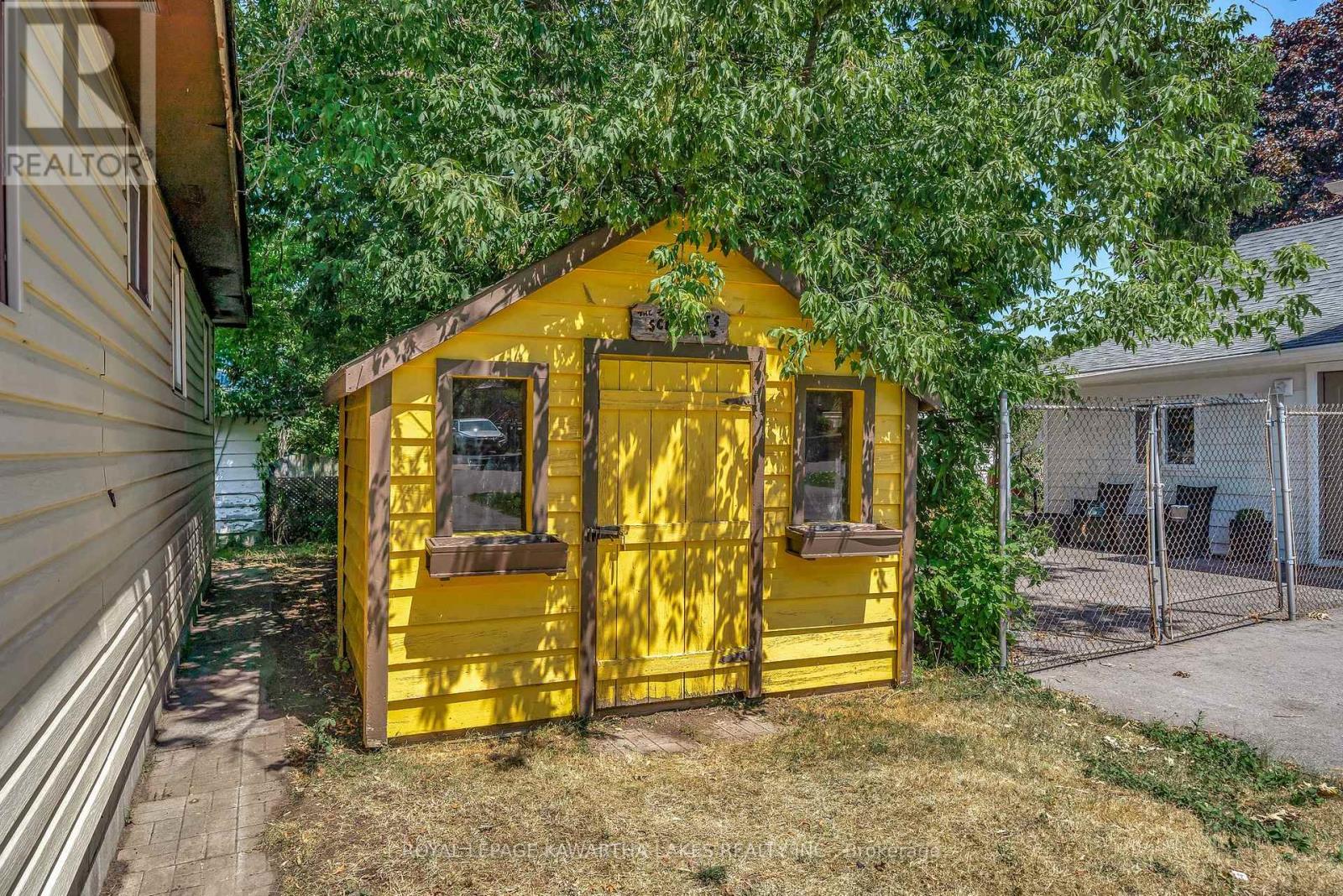 4 Bond Street E, Kawartha Lakes, Ontario  K9V 3P3 - Photo 13 - X12595422