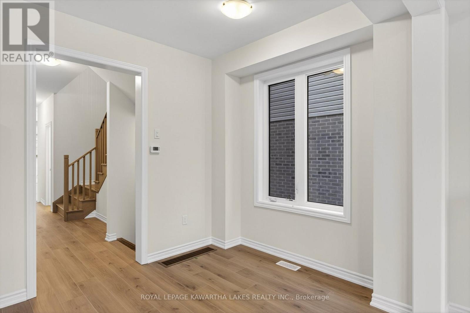 71 Watts Mew, Kawartha Lakes, Ontario  K9V 0T3 - Photo 15 - X12665320