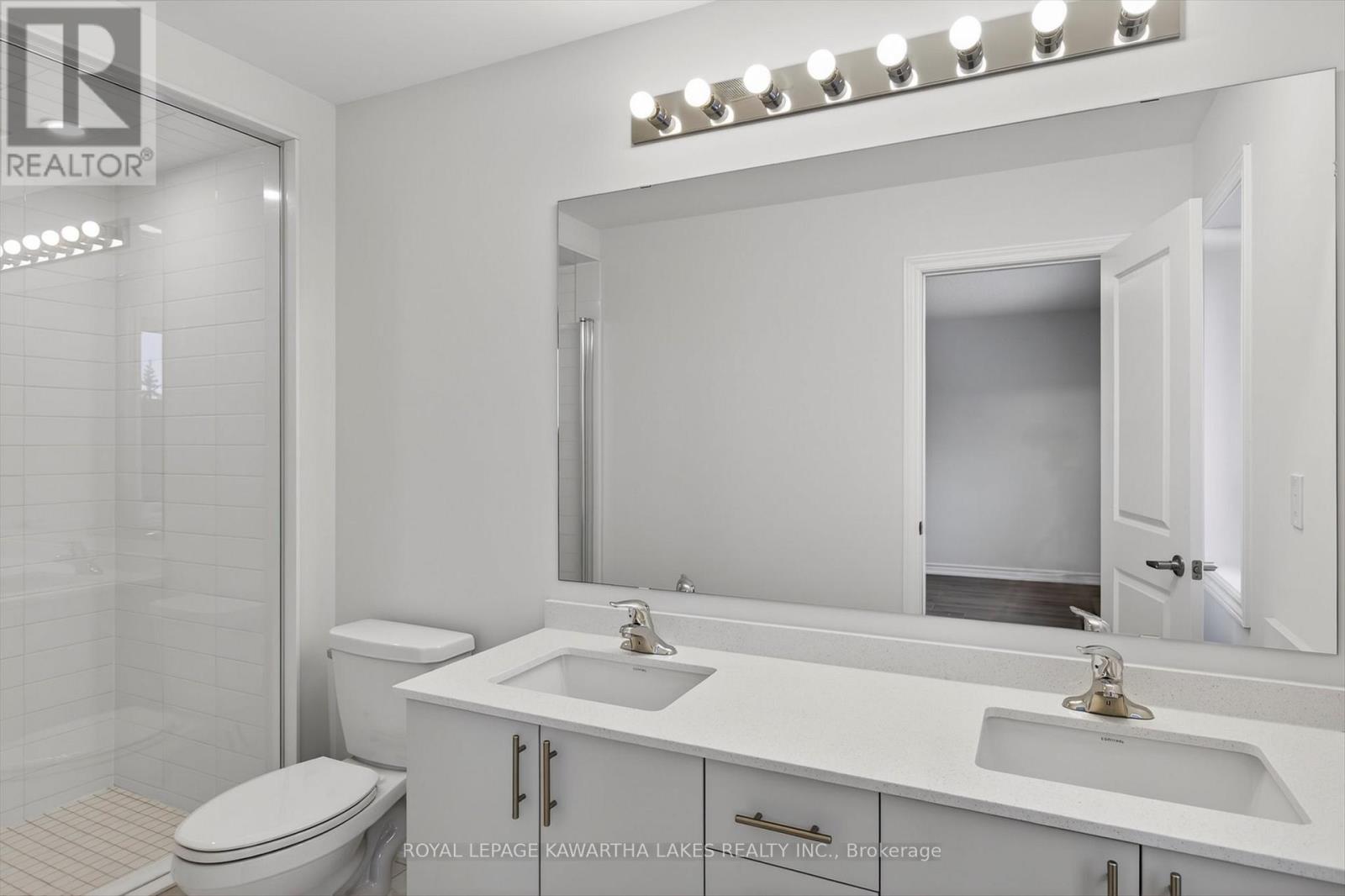 77 Watts Mew, Kawartha Lakes, Ontario  K9V 0T3 - Photo 28 - X12665344