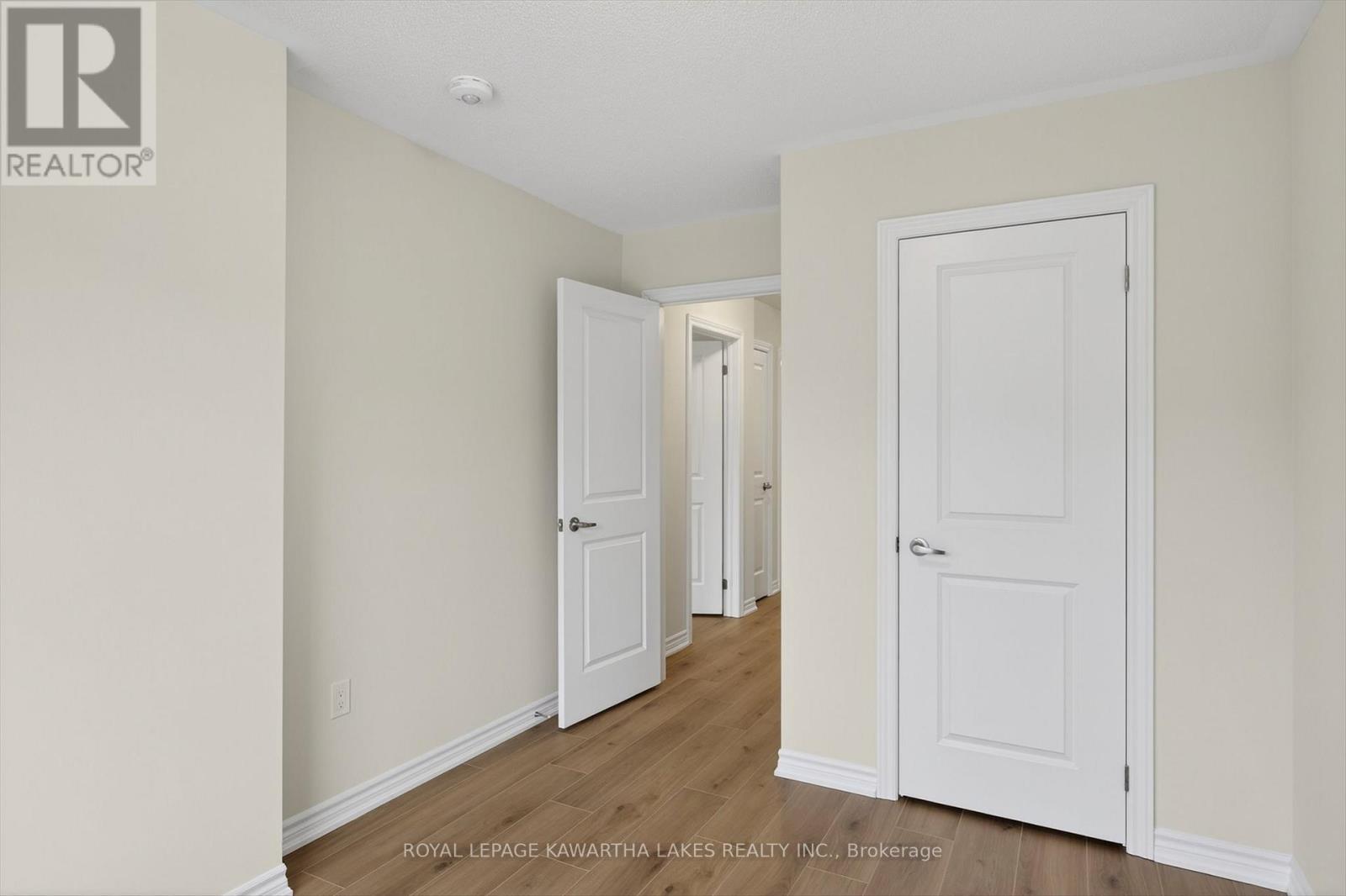 77 Watts Mew, Kawartha Lakes, Ontario  K9V 0T3 - Photo 31 - X12665344